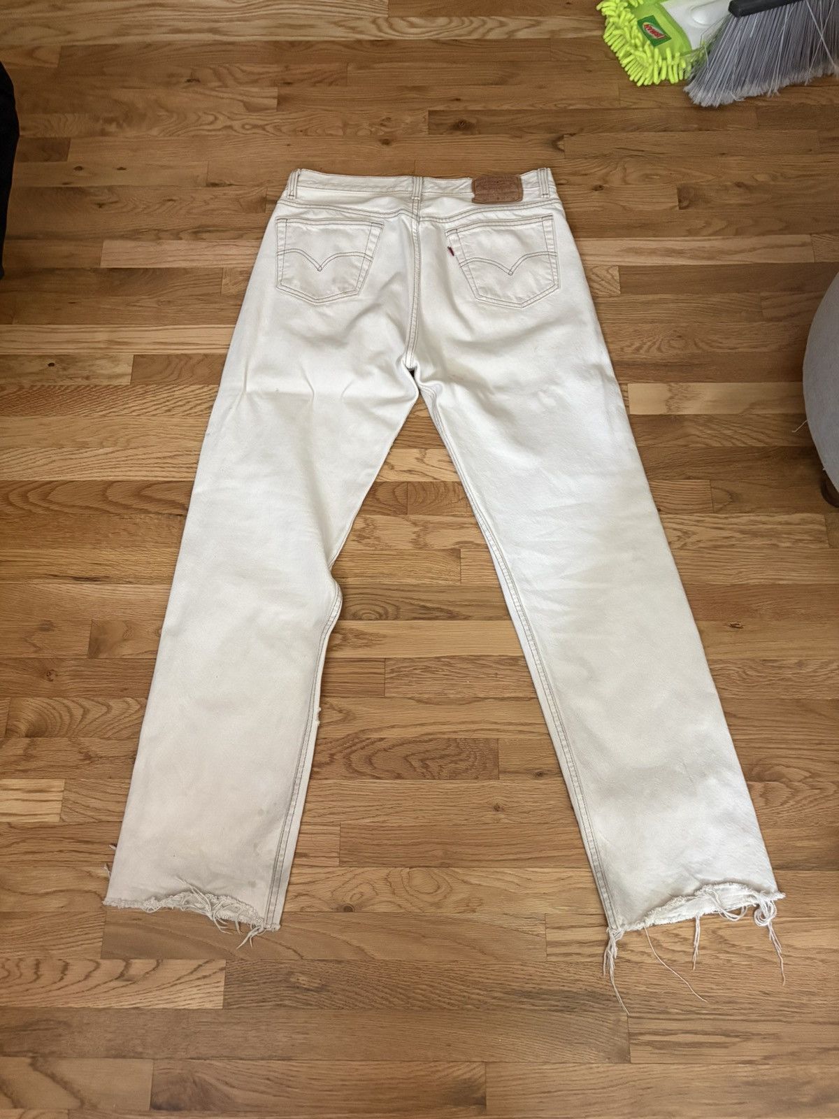 Levi's Levi’s 501 Vintage White Contrast Stitch Jeans Size US 33 - 5 Thumbnail