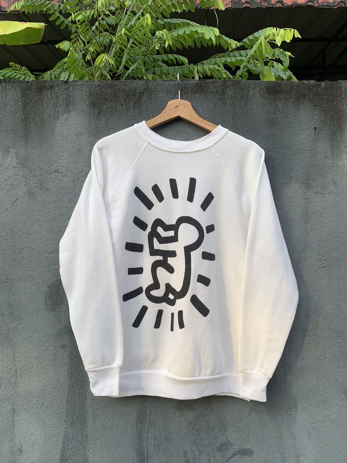 Keith Haring Vintage Keith Haring White Tee Crewneck Sweater Size US M / EU 48-50 / 2 - 2 Thumbnail