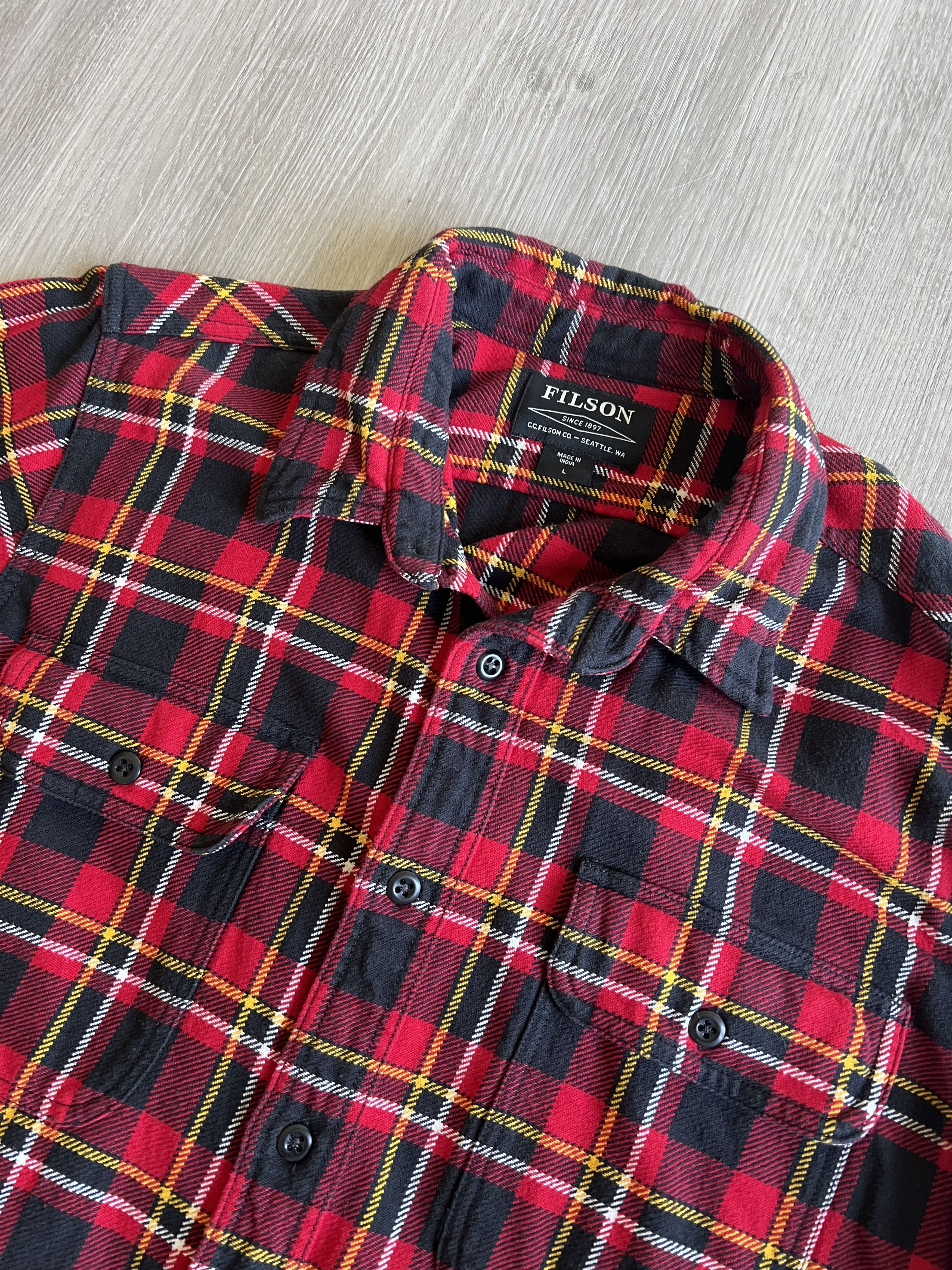 Filson Fall 2021 Vintage Flannel Work Shirt / Red / Black Size US L / EU 52-54 / 3 - 2 Thumbnail
