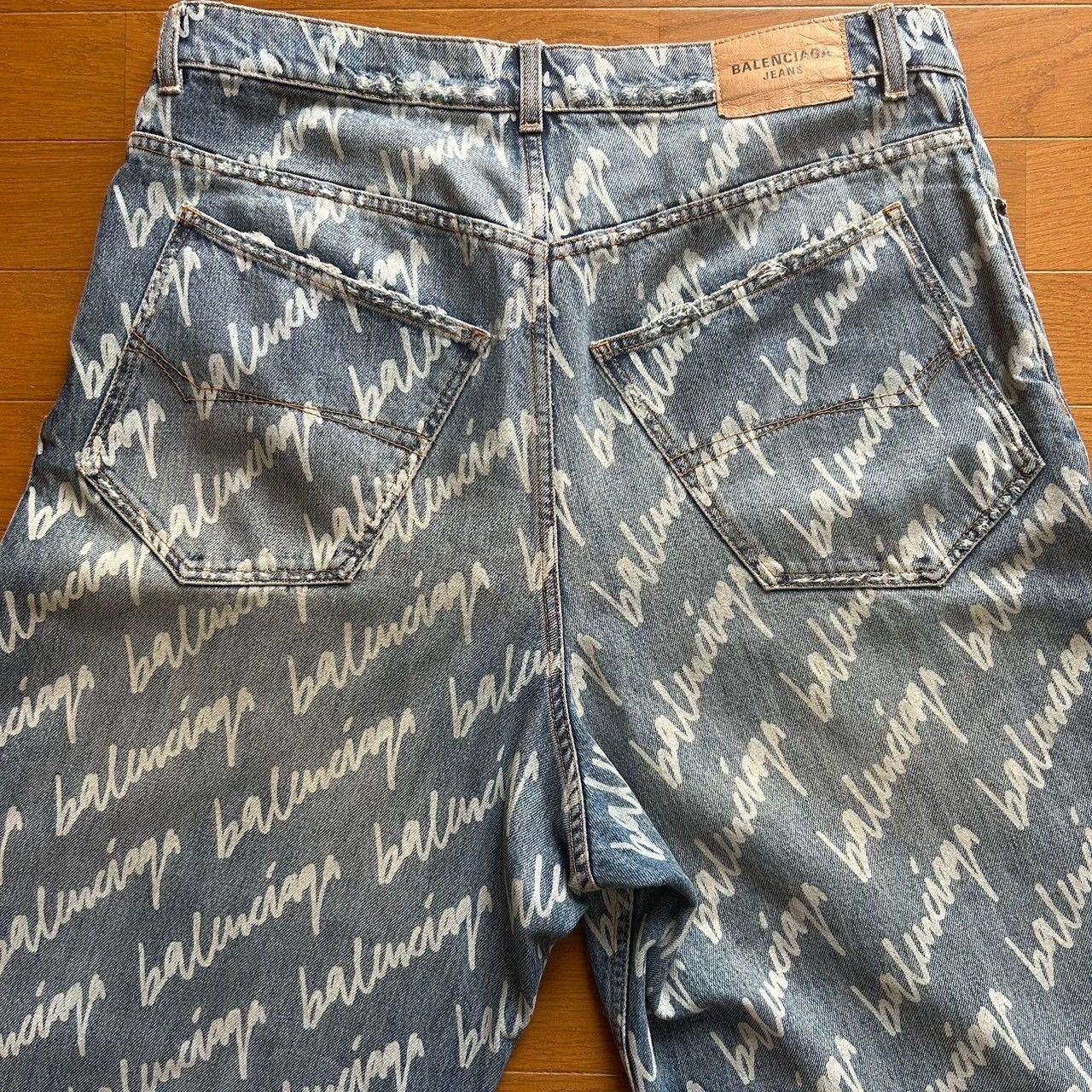 Balenciaga BALENCIAGA All Over Logo Baggy Jeans Size US 34 / EU 50 - 5 Thumbnail