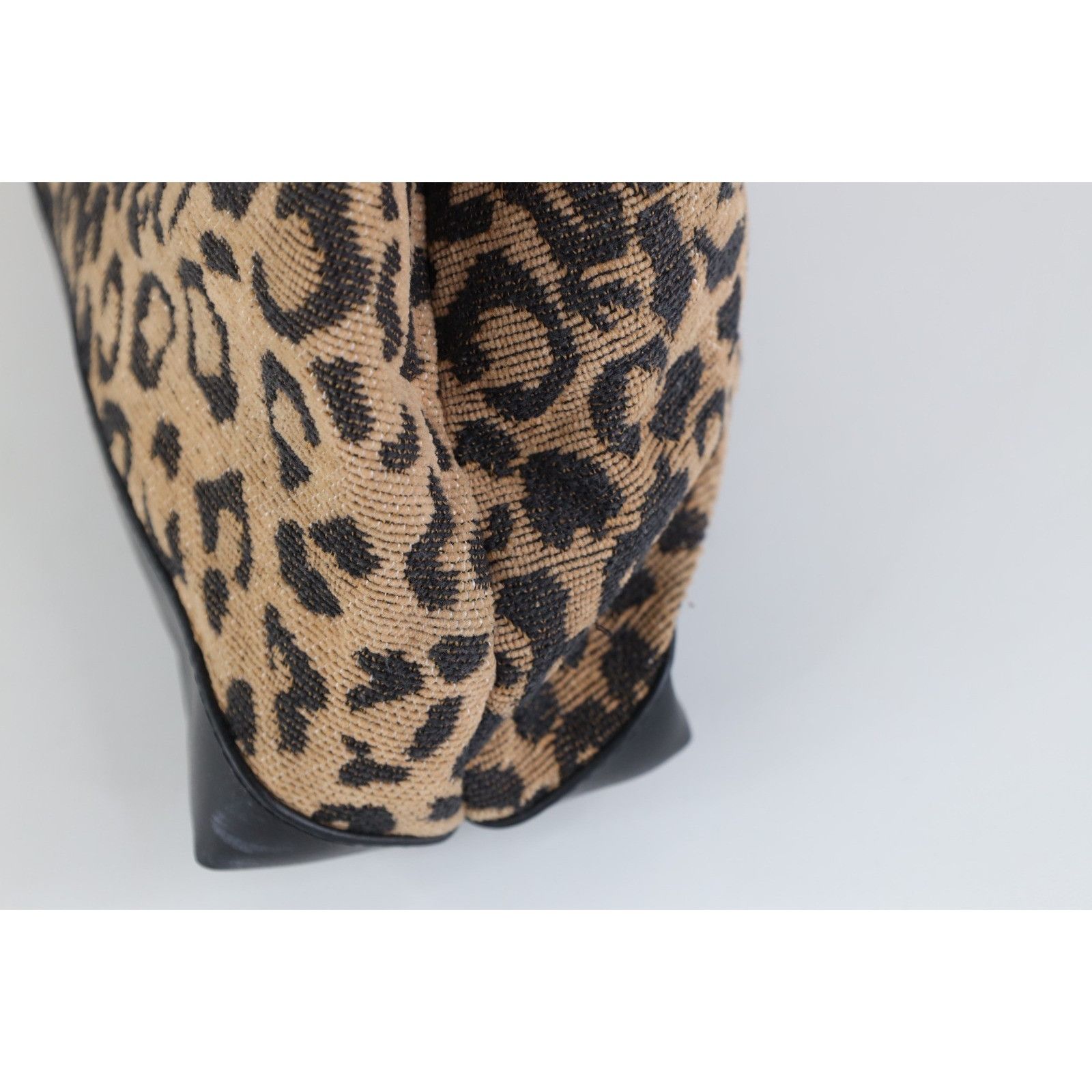 Vintage Vintage 90s Streetwear Babydoll Leopard Cheetah Purse Bag Size ONE SIZE - 4 Thumbnail
