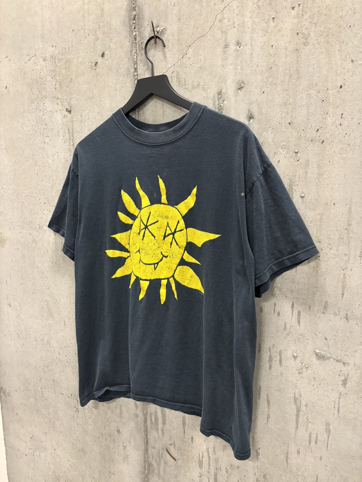 Band Tees Vintage Dead Kennedys Sun Shirt Thrashed Faded Grunge Band Size US L / EU 52-54 / 3 - 2 Thumbnail