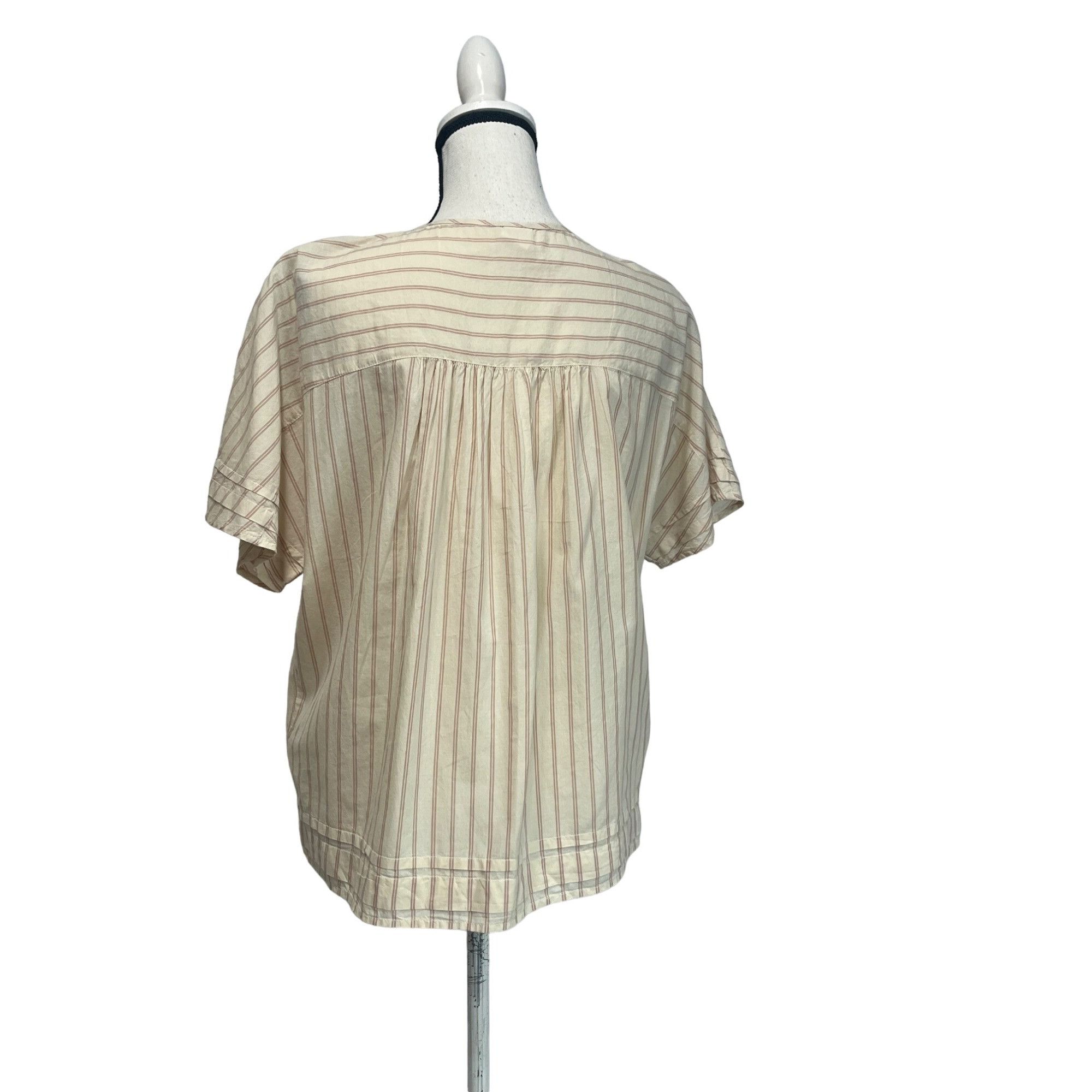 Other Melrose and Market Women’s Pintuck Trim Striped Peasant Blou Size M / US 6-8 / IT 42-44 - 2 Thumbnail