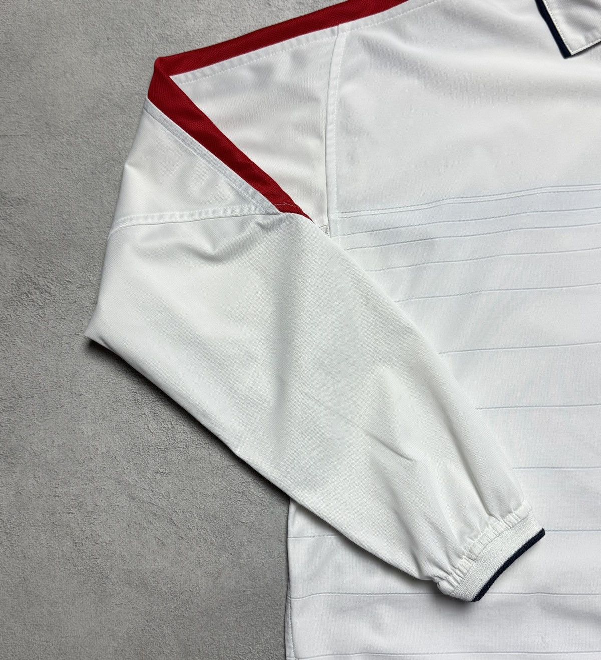 Umbro England 2003 2005 Home Shirt Soccer Jersey Long Sleeve Umbro Size US L / EU 52-54 / 3 - 7 Thumbnail