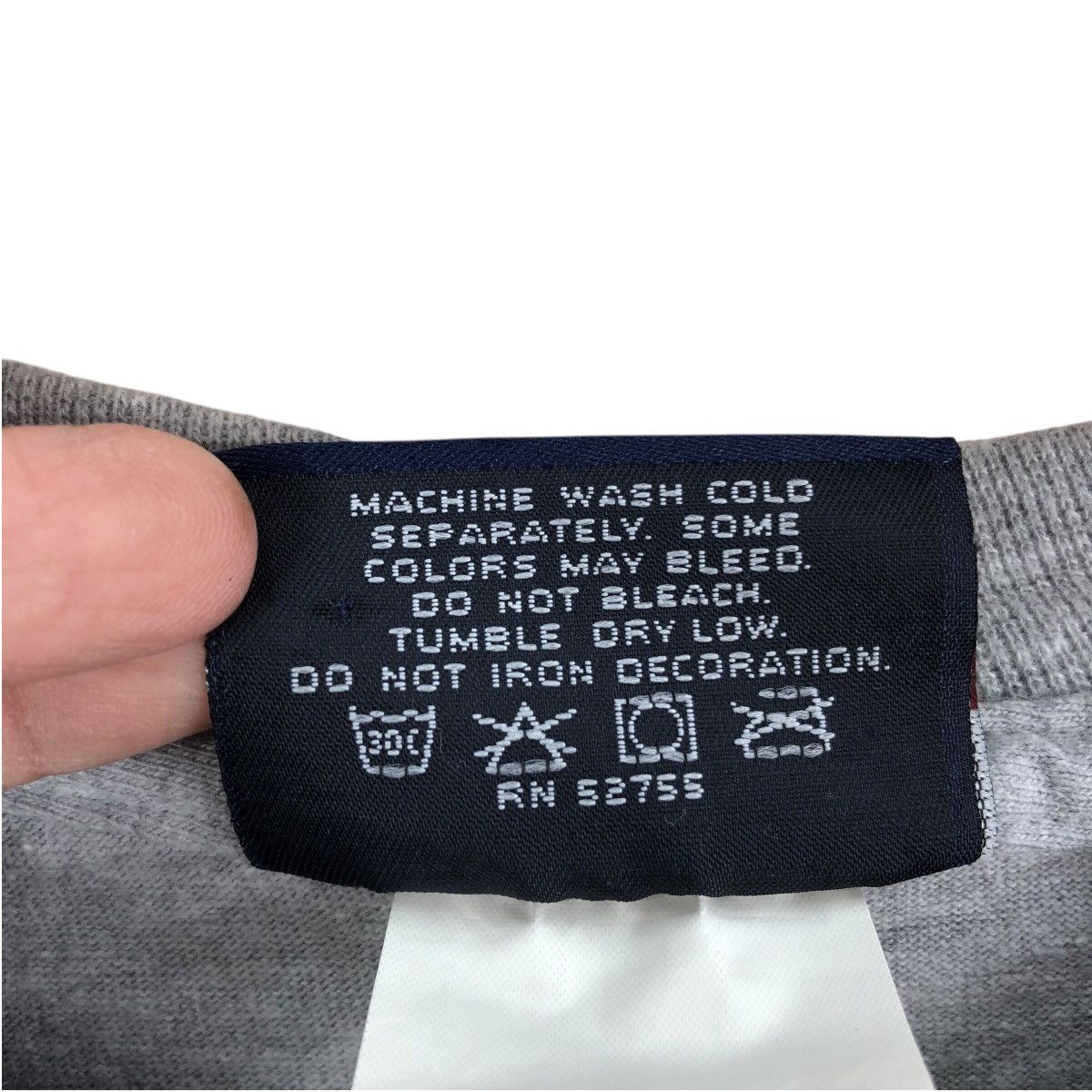 Jansport Vintage JANSPORT UNIVERSITY Of HAWAII Collegiate Longsleeve Size US S / EU 44-46 / 1 - 7 Thumbnail