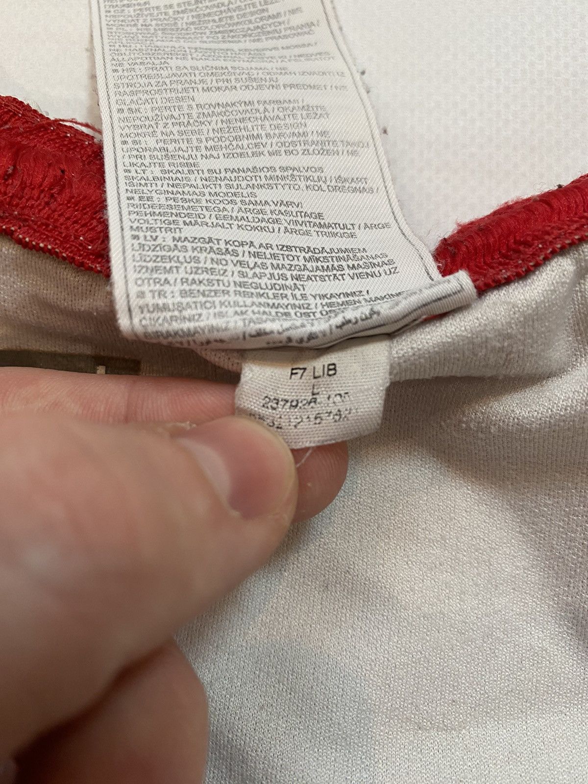 Nike Vintage Manchester United soccer jester football y2k shorts Size US 34 / EU 50 - 4 Thumbnail