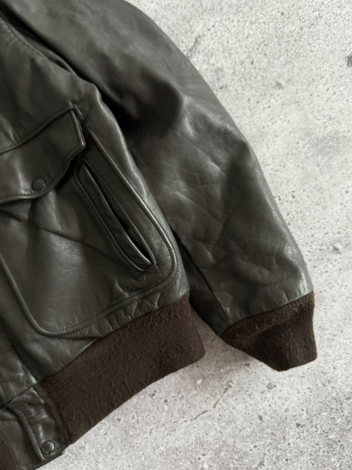 Schott Vintage Schott Brown Top-Grain Leather A-2 Bomber Jacket Size US M / EU 48-50 / 2 - 5 Thumbnail