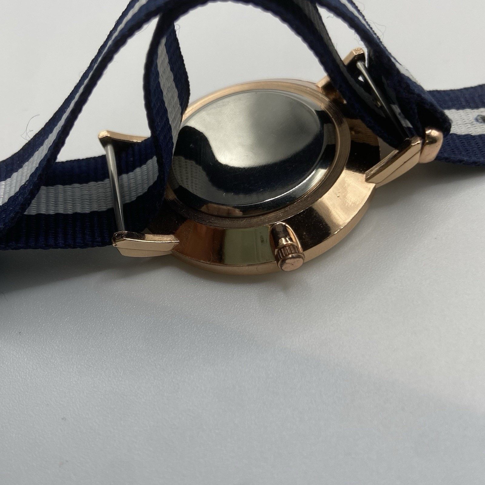 Geneva Womens Quartz Fashion Watch Striped Nylon Strap Untested Size ONE SIZE - 4 Thumbnail