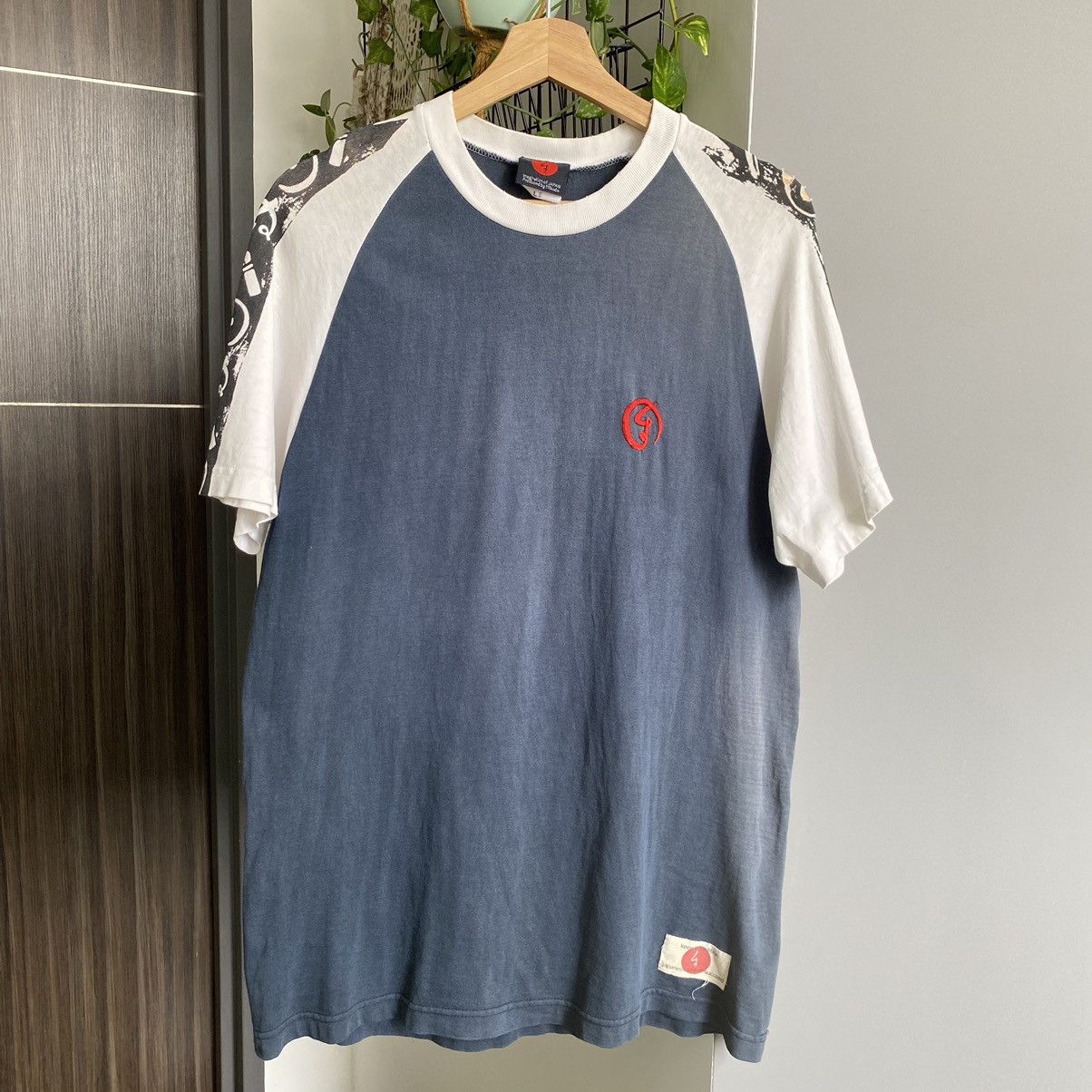 Japanese Brand Thrashed Faded Vintage Y2K Imagination Japan Tradition Tee Size US L / EU 52-54 / 3 - 7 Thumbnail