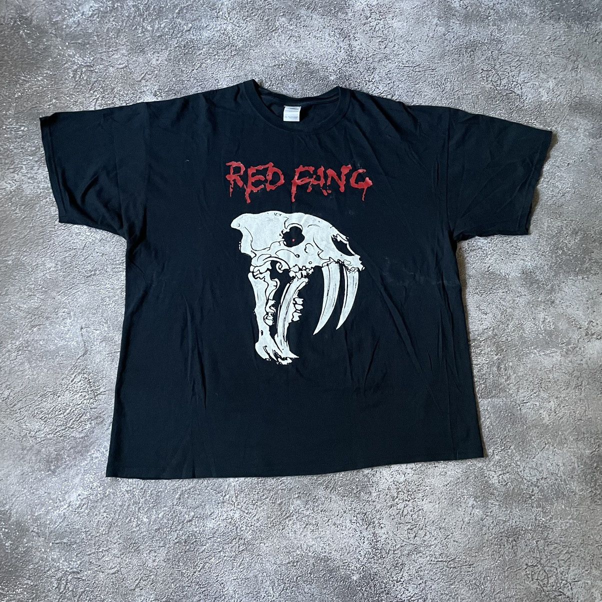 Vintage Vintage Y2K Red Fang Graphic Tee Grunge Thrashed Baggy XXL Size US XXL / EU 58 / 5 - 3 Thumbnail