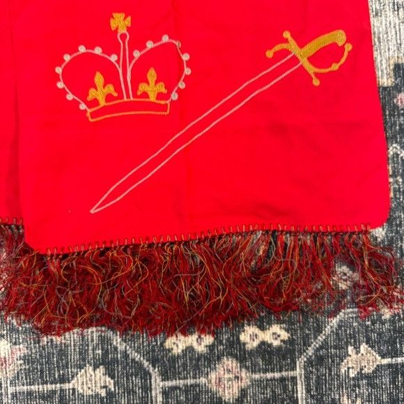 Other Vintage Red Rectangular Fringed Scarf with Embroidered Medie Size ONE SIZE - 4 Thumbnail