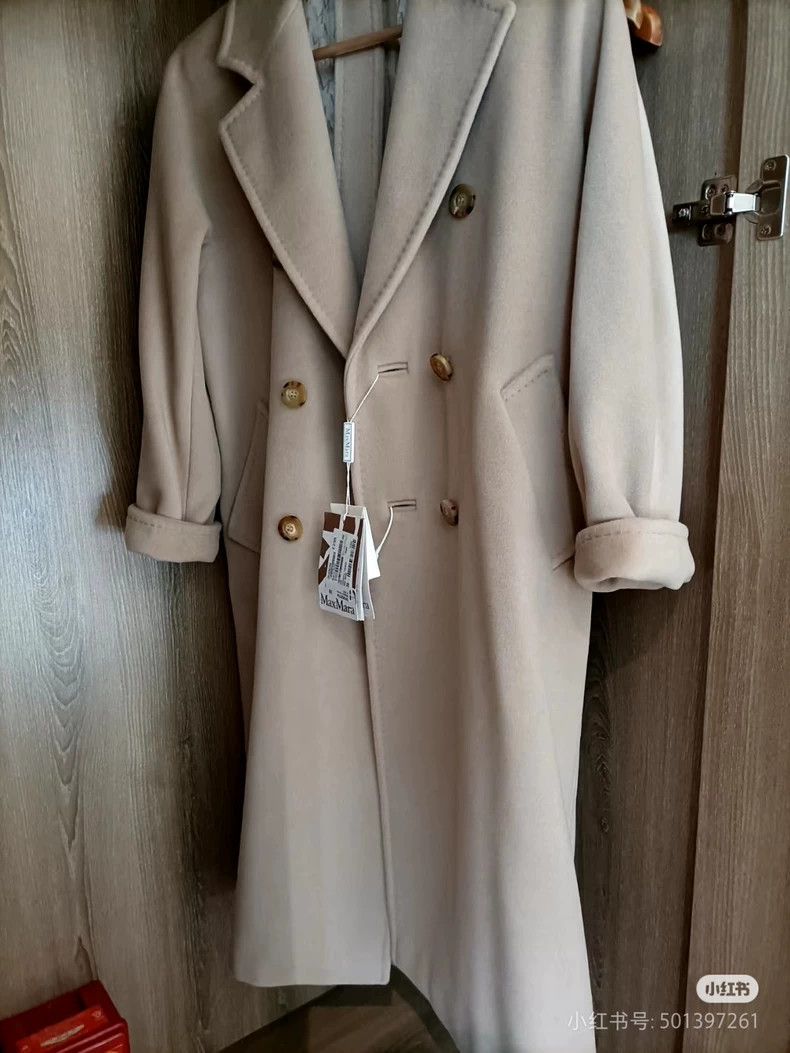 Max Mara Max Mara 101801 Coat Size M / US 6-8 / IT 42-44 - 1 Thumbnail