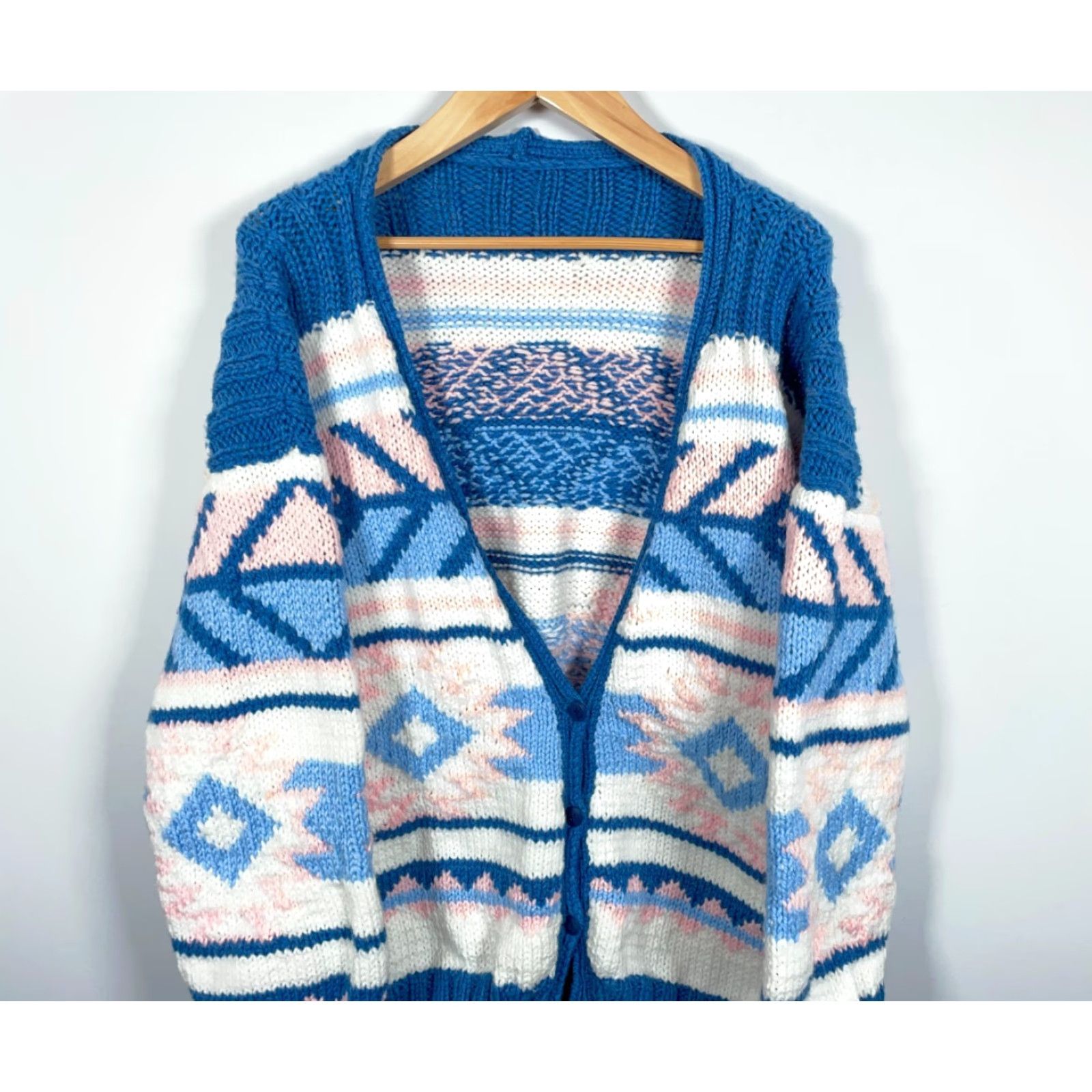 Vintage VINTAGE Handknit Wool Cowichan Cardigan Women's XL Blue Pink Aztec Heavyweight Sweater Size XL / US 12-14 / IT 48-50 - 3 Thumbnail