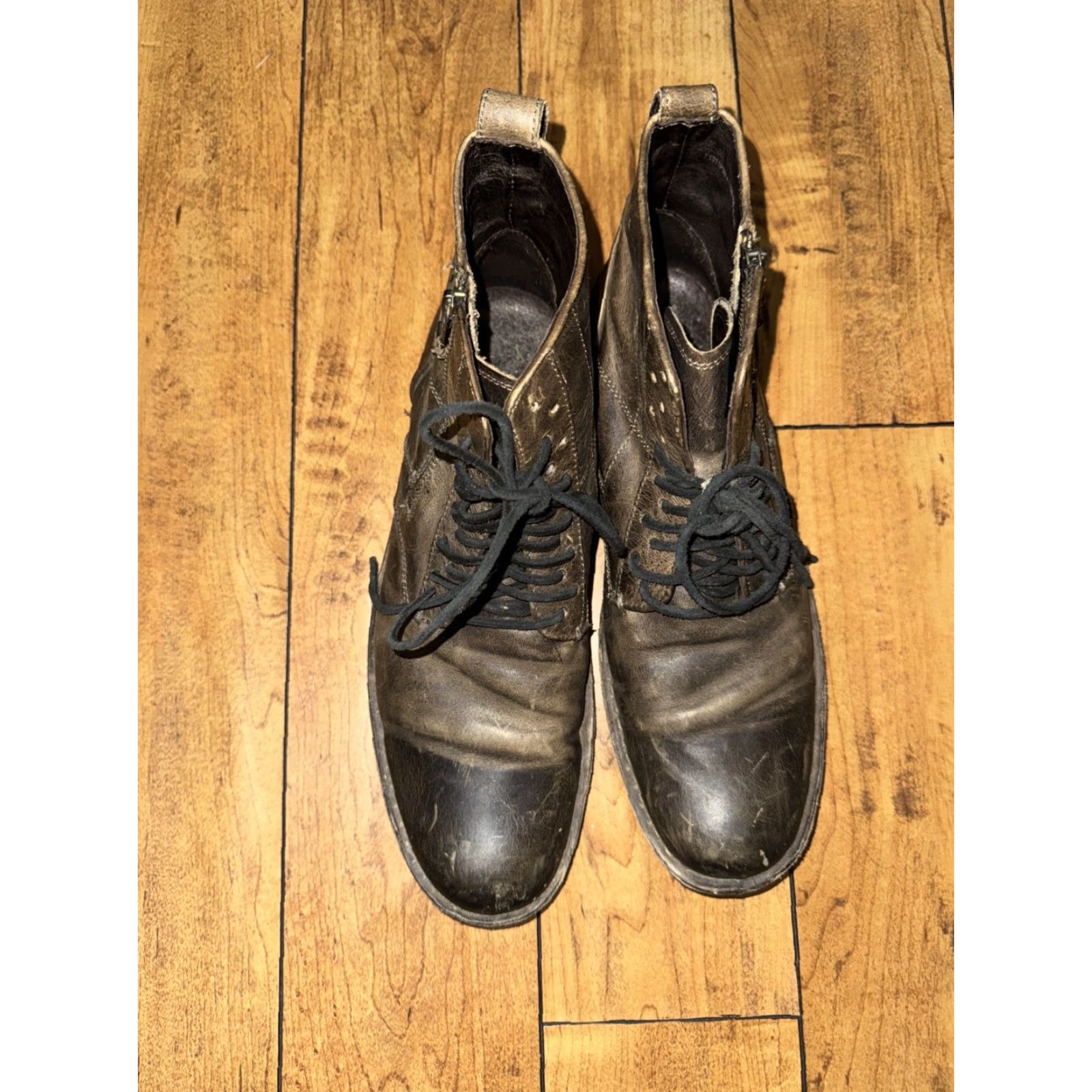 John Varvatos VINTAGE John Varvatos USA Men’s Brown Leather Chelsea Ankle Boots 10.5 Mens Zip Leather Outsole USA Theme brown Chelsea Boots 10.5 Mens Size US 11 / EU 44 - 4 Thumbnail