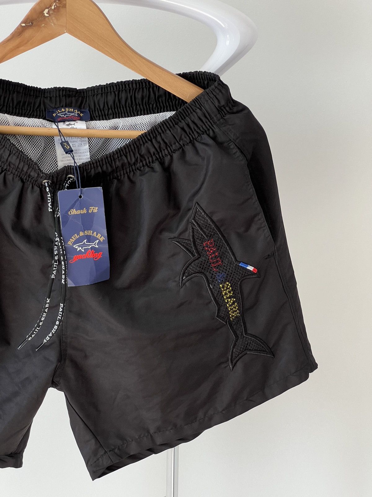 Paul & Shark × Vintage Men’s Paul & Shark nylon shorts - size M Size US 33 - 4 Thumbnail