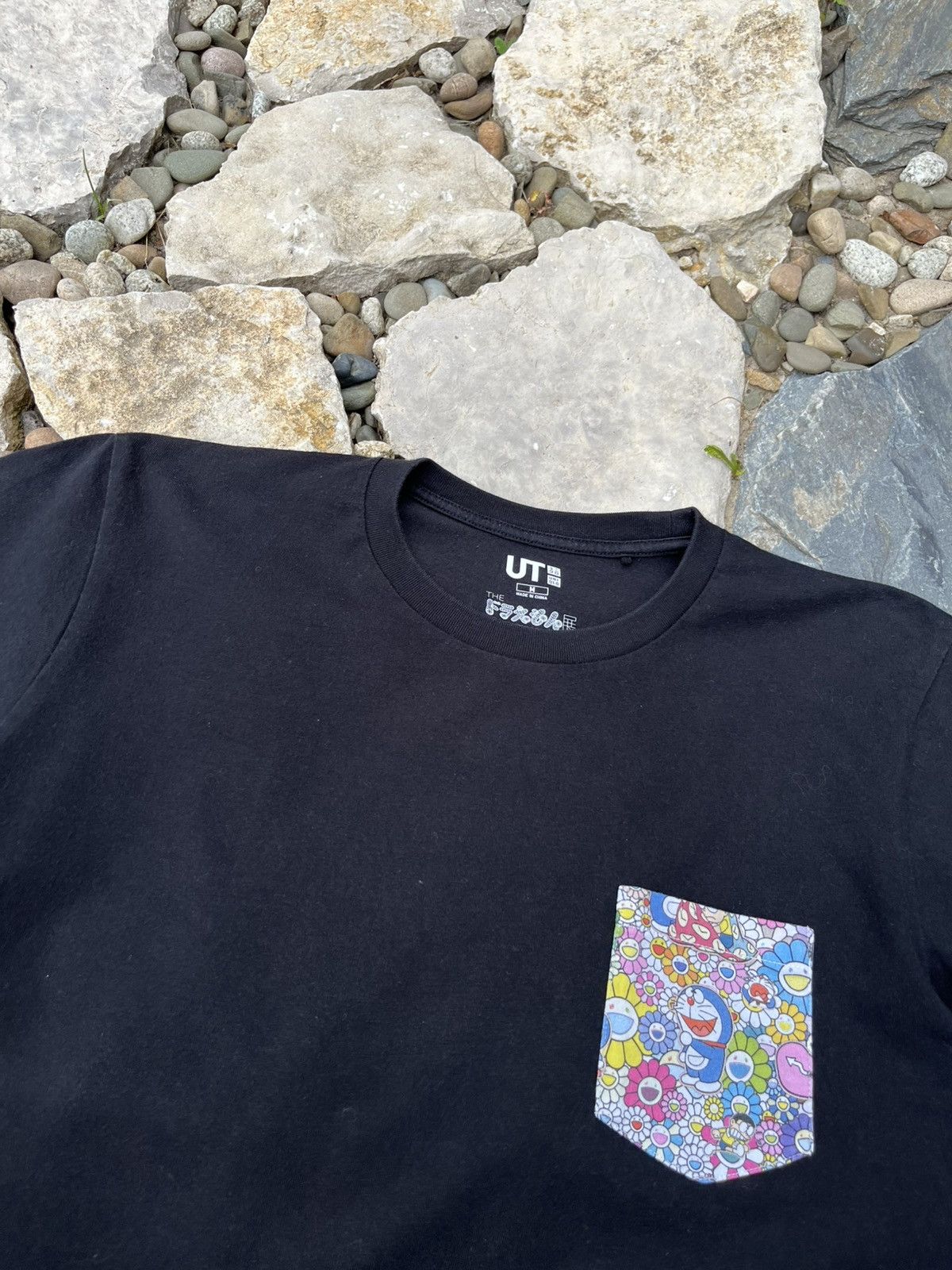 Takashi Murakami × Uniqlo Uniqlo X Takashi Murakami pocket tee floral Doreamon t-shirt Size US M / EU 48-50 / 2 - 11 Thumbnail