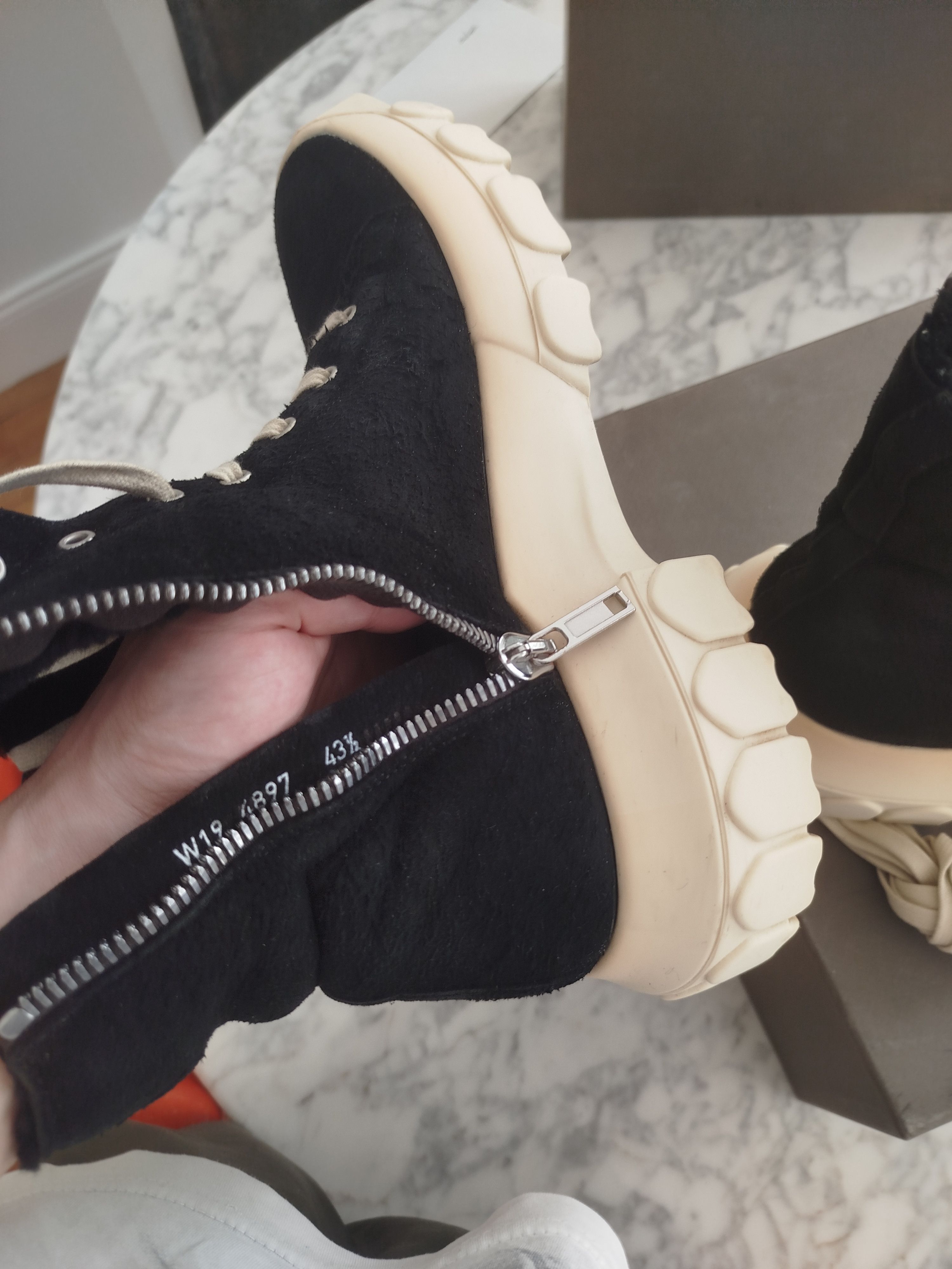 Rick Owens Rick Owens Hiking Boots Shearling Leather Size US 10.5 / EU 43-44 - 2 Thumbnail
