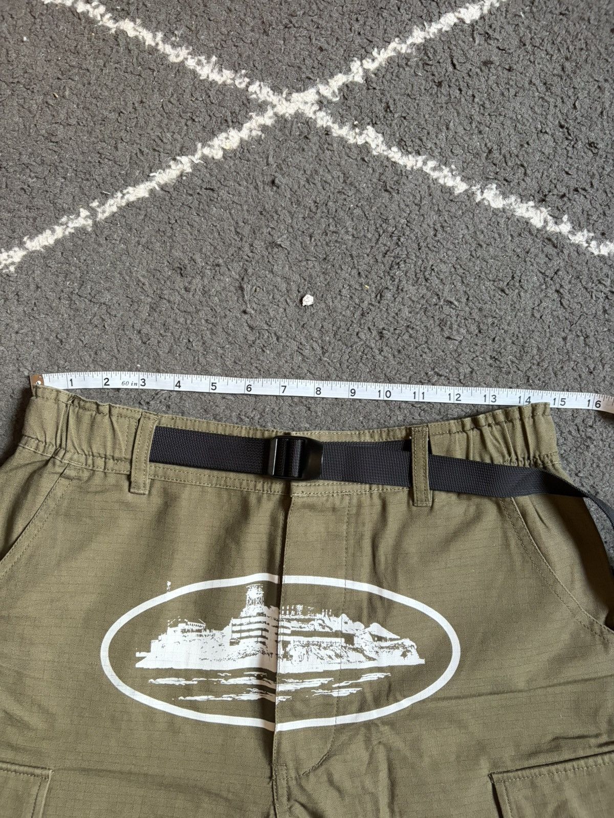 Corteiz Corteiz Alcatraz Cargo Shorts Size US 30 / EU 46 - 7 Thumbnail