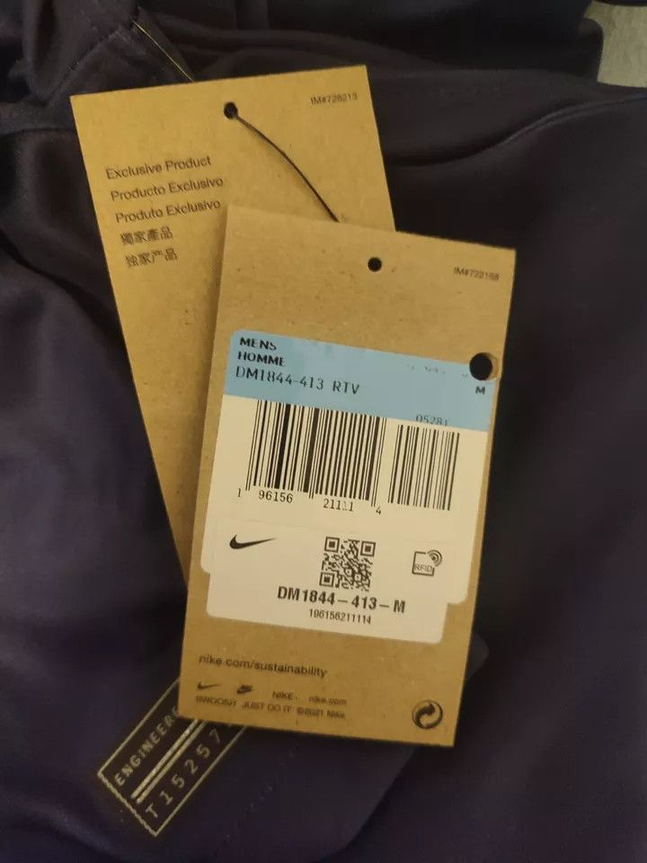 Nike 2022-23 Paris Saint-Germain Home FOOTBALL Kit SHIRT SOCCER Size US M / EU 48-50 / 2 - 10 Thumbnail