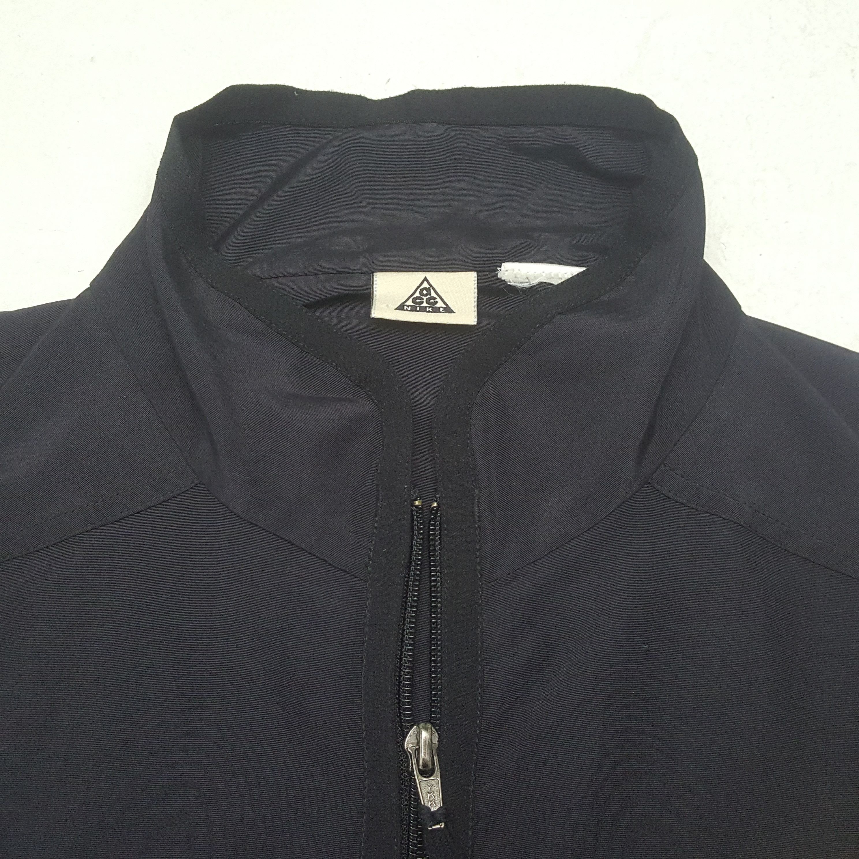Nike Nike ACG Small Logo Vest C294N33 Size US L / EU 52-54 / 3 - 4 Thumbnail