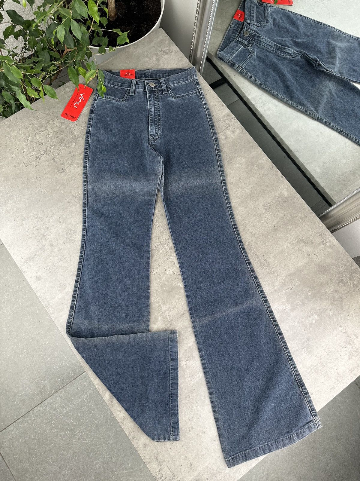 Japanese Brand Vintage Flared Jeans Size 26" / US 2 / IT 38 - 1 Thumbnail