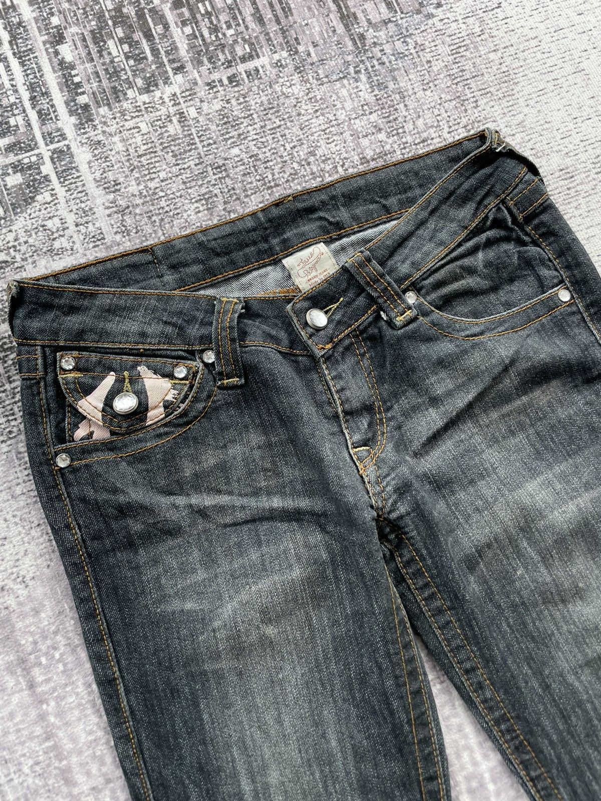 True Religion True Religion Black Straight Jeans Size US 31 - 3 Thumbnail
