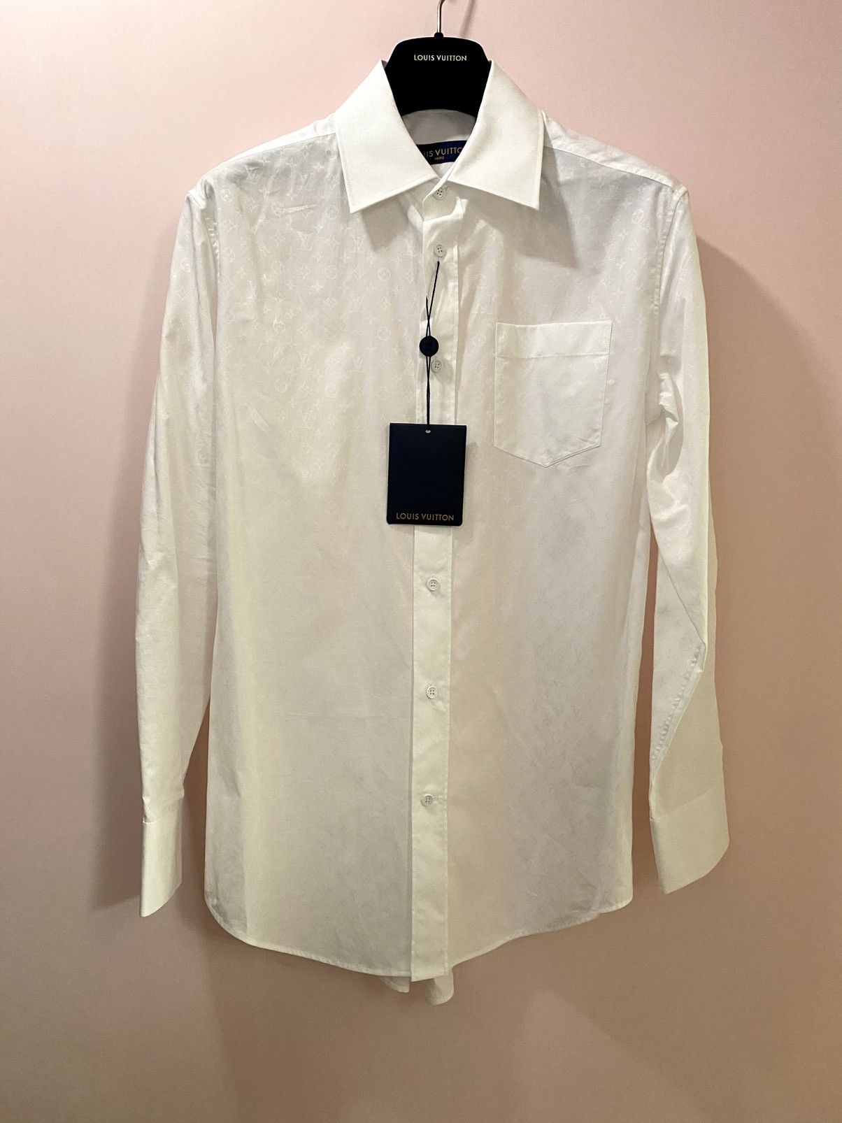 Louis Vuitton Louis Vuitton white monogram dress shirt Size US S / EU 44-46 / 1 - 1 Thumbnail