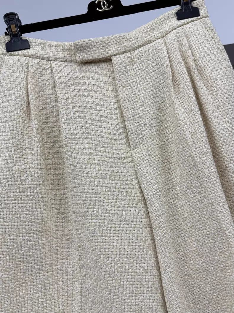 Gucci Gucci Beige braided shorts Size 26" / US 2 / IT 38 - 2 Thumbnail