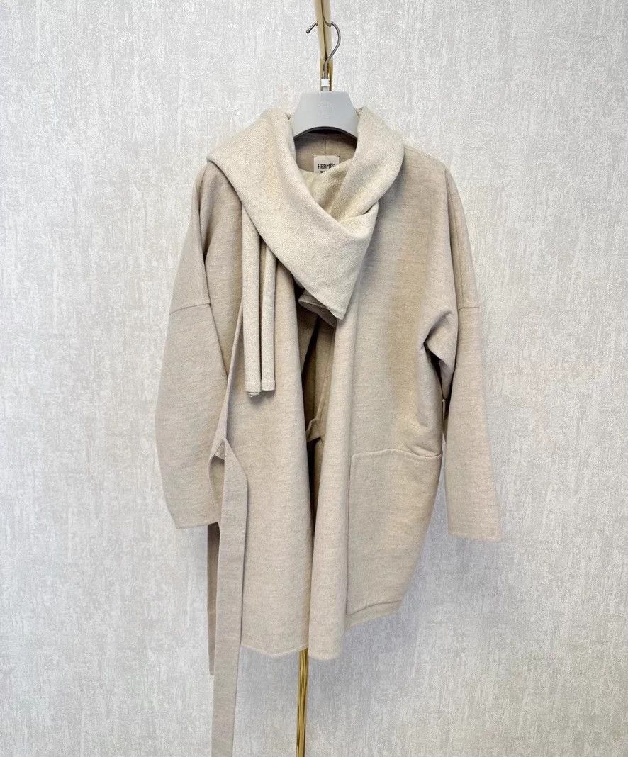 Hermes Hermès Oatmeal Deconstructed Double-faced Cashmere Coat Size S / US 4 / IT 40 - 2 Thumbnail