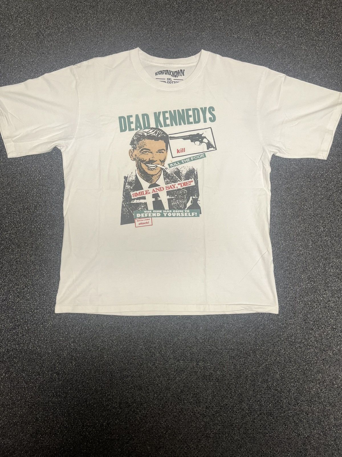 Band Tees Dead Kennedy’s band tee Size US L / EU 52-54 / 3 - 1 Thumbnail