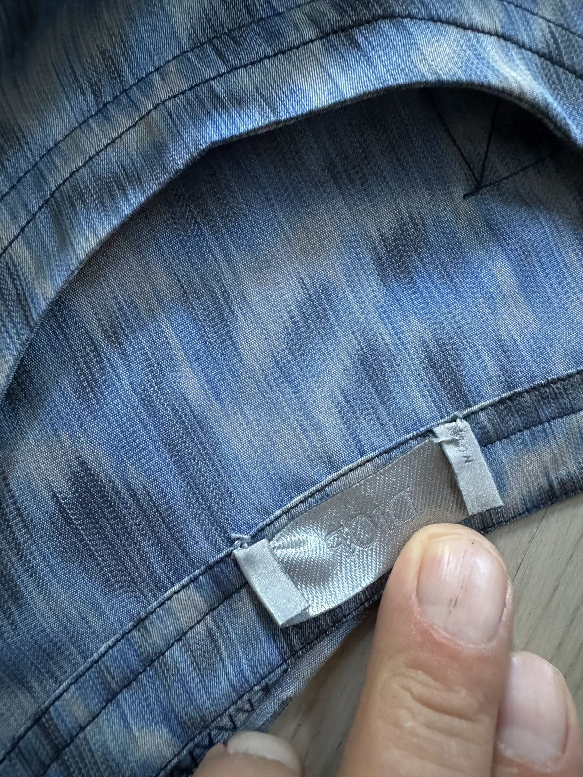 Dior DIOR men tshirt STUDY DESCRIPTION AND PHOTOS PROPERLY Size US S / EU 44-46 / 1 - 13 Thumbnail