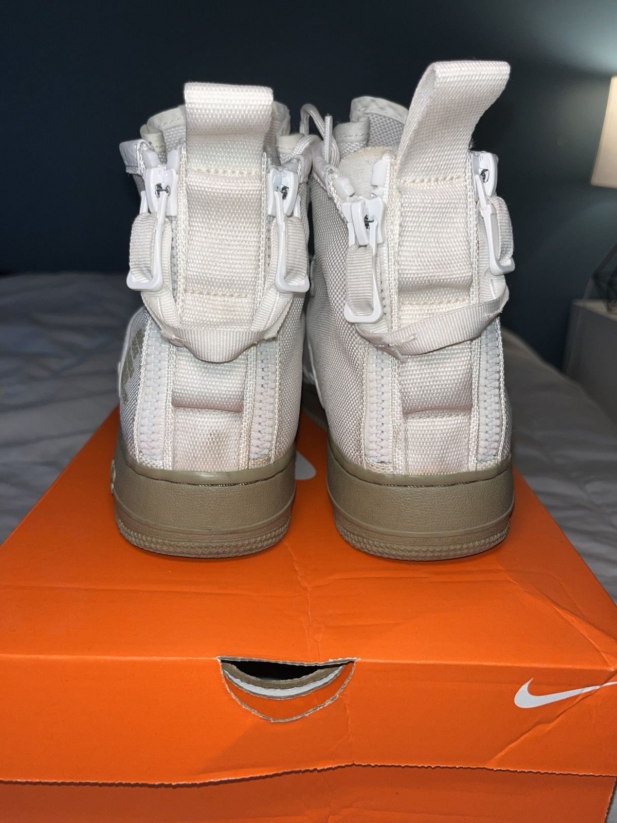 Nike Nike SF Air Force 1 Mid Size US 11 / EU 44 - 5 Thumbnail