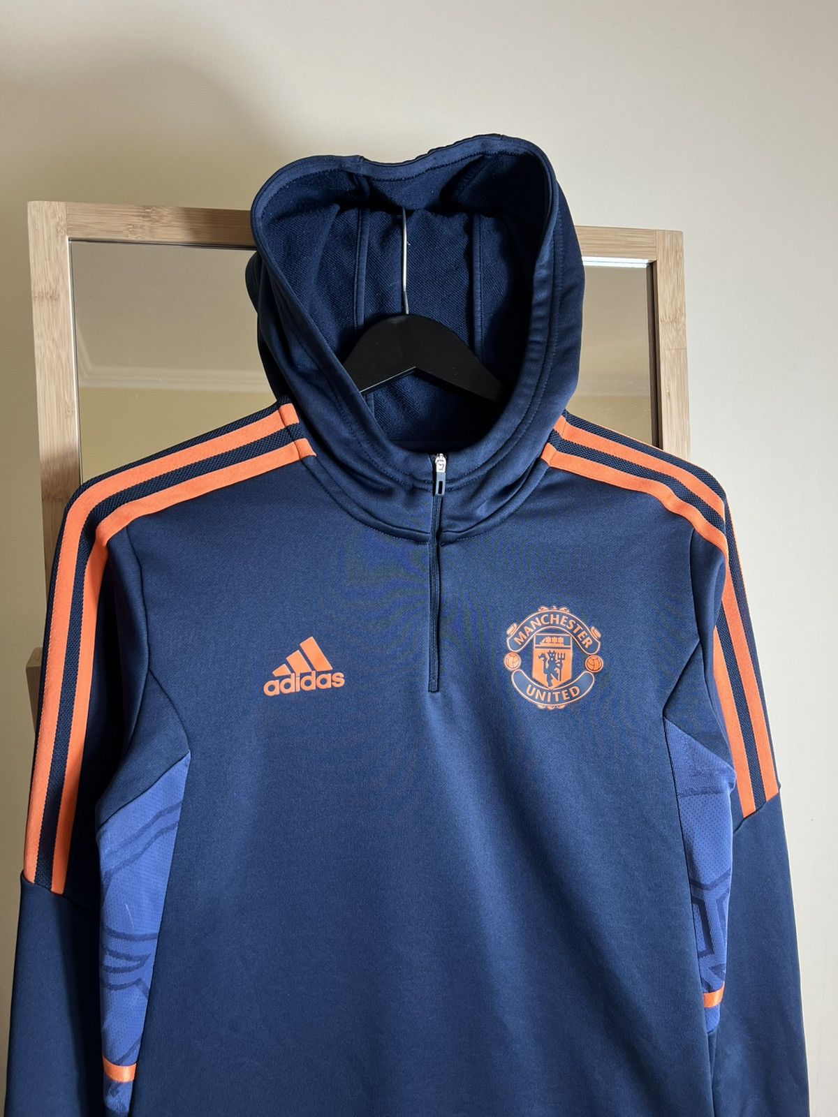 Adidas Adidas Manchester United Hoodie S Training Top Soccer Y2K Size US S / EU 44-46 / 1 - 2 Thumbnail