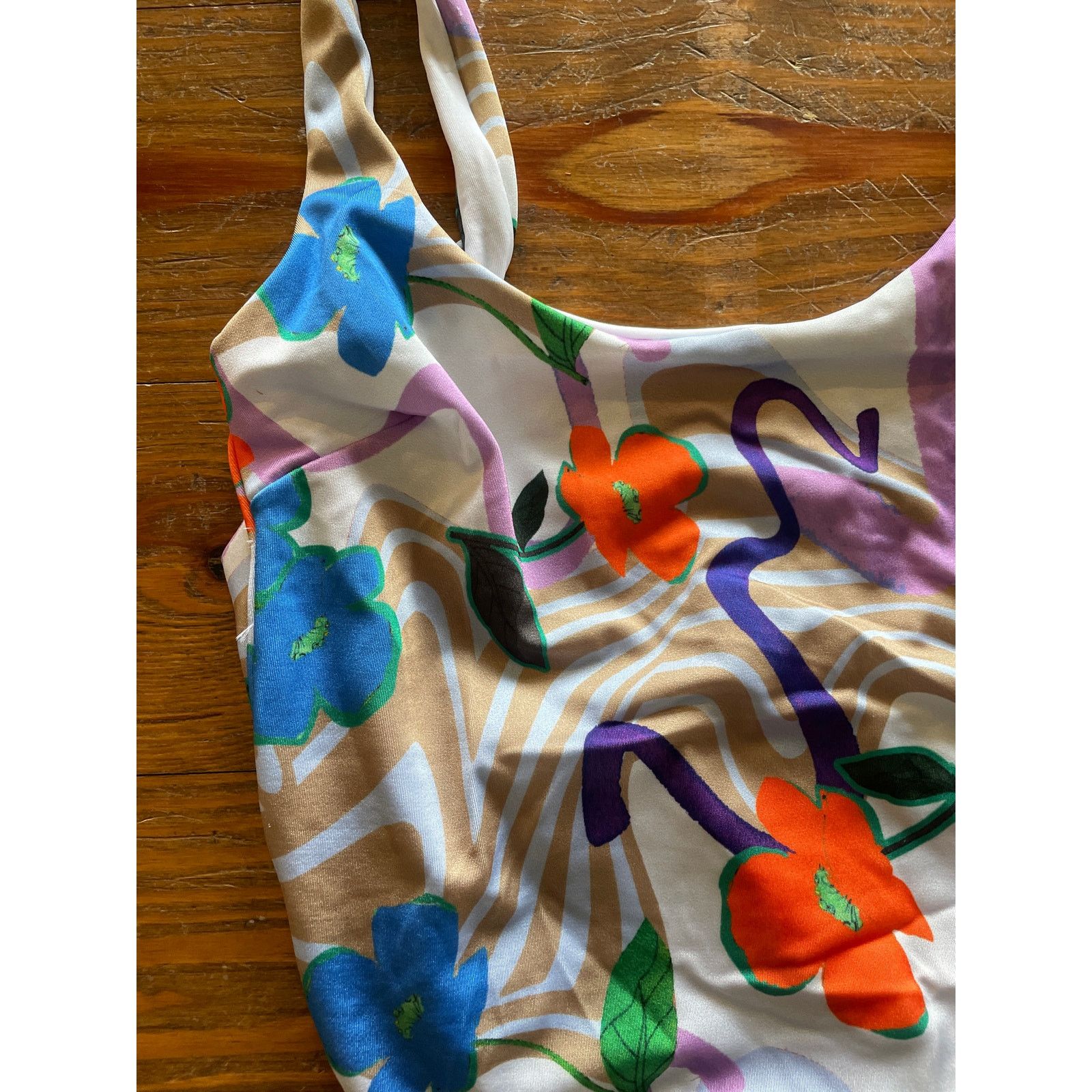 Asos NWT ASOS Design Scoop Back Sleek One-Piece Floral Print,sz 6 Size M / US 6-8 / IT 42-44 - 7 Thumbnail