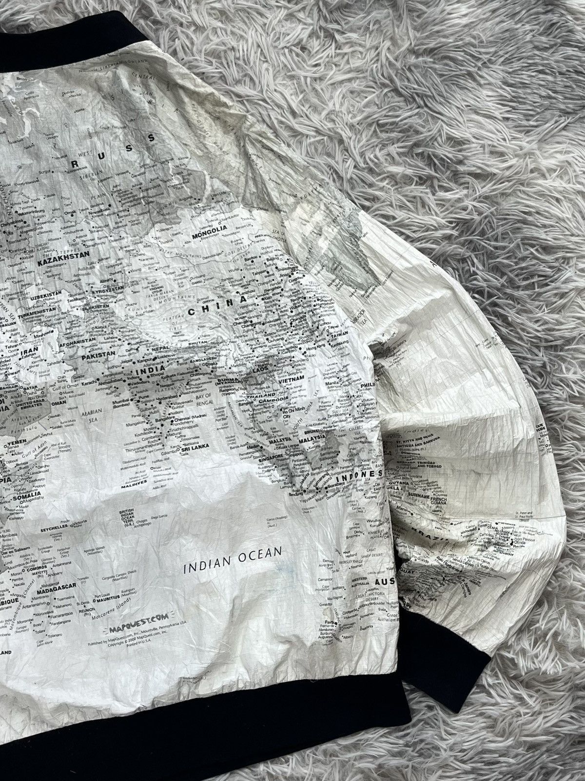 Vintage Vintage world map Kurt cobain jacket Size US S / EU 44-46 / 1 - 13 Thumbnail