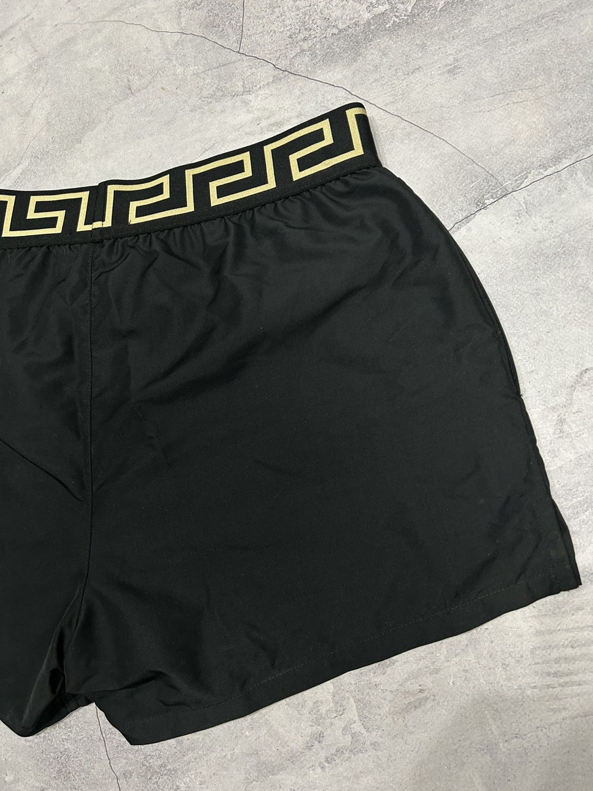 Versace Versace Greca Medusa Swim Trunks Size US 32 / EU 48 - 6 Thumbnail