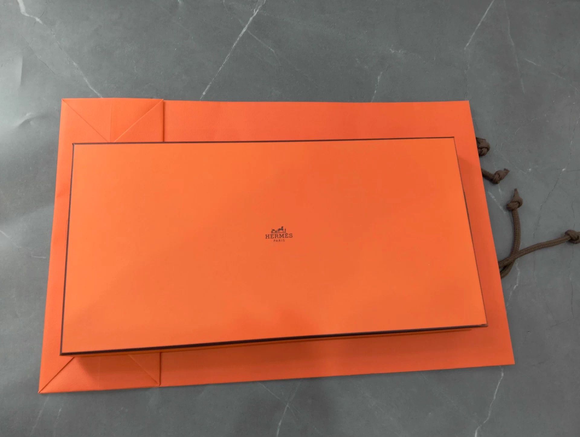 Hermes Hermes Scarf Authentic Size ONE SIZE - 6 Thumbnail