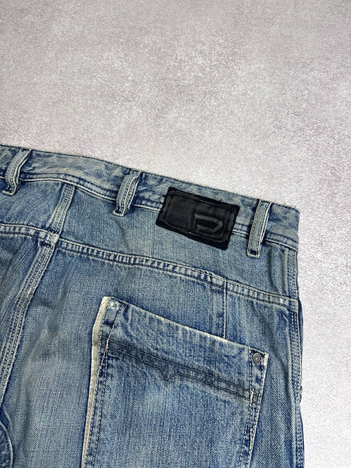 Diesel Vintage Diesel Baggy Workwear Avantgarde Y2K Jeans 33 Size US 33 - 4 Thumbnail