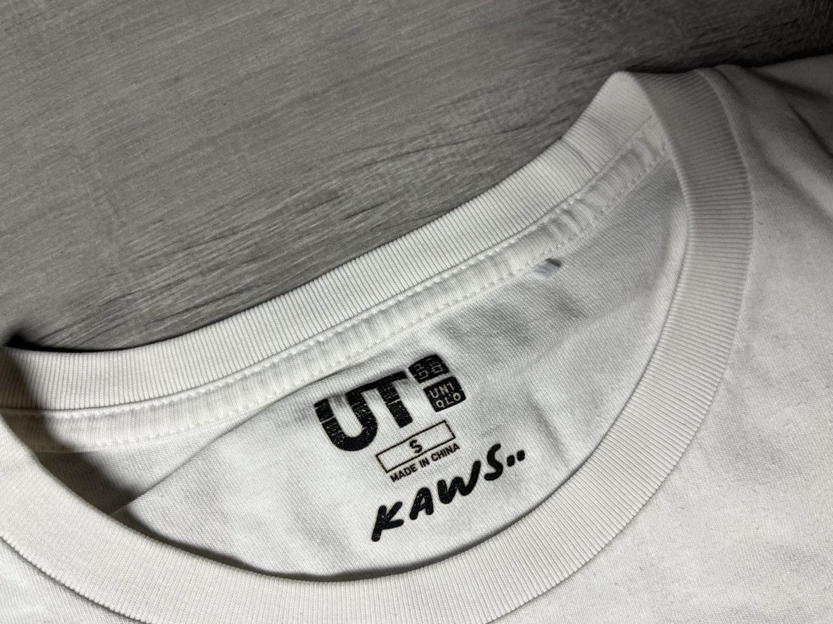 Kaws × Uniqlo Uniqlo x Kaws pocket Tshirt logo size Small Size US S / EU 44-46 / 1 - 4 Thumbnail