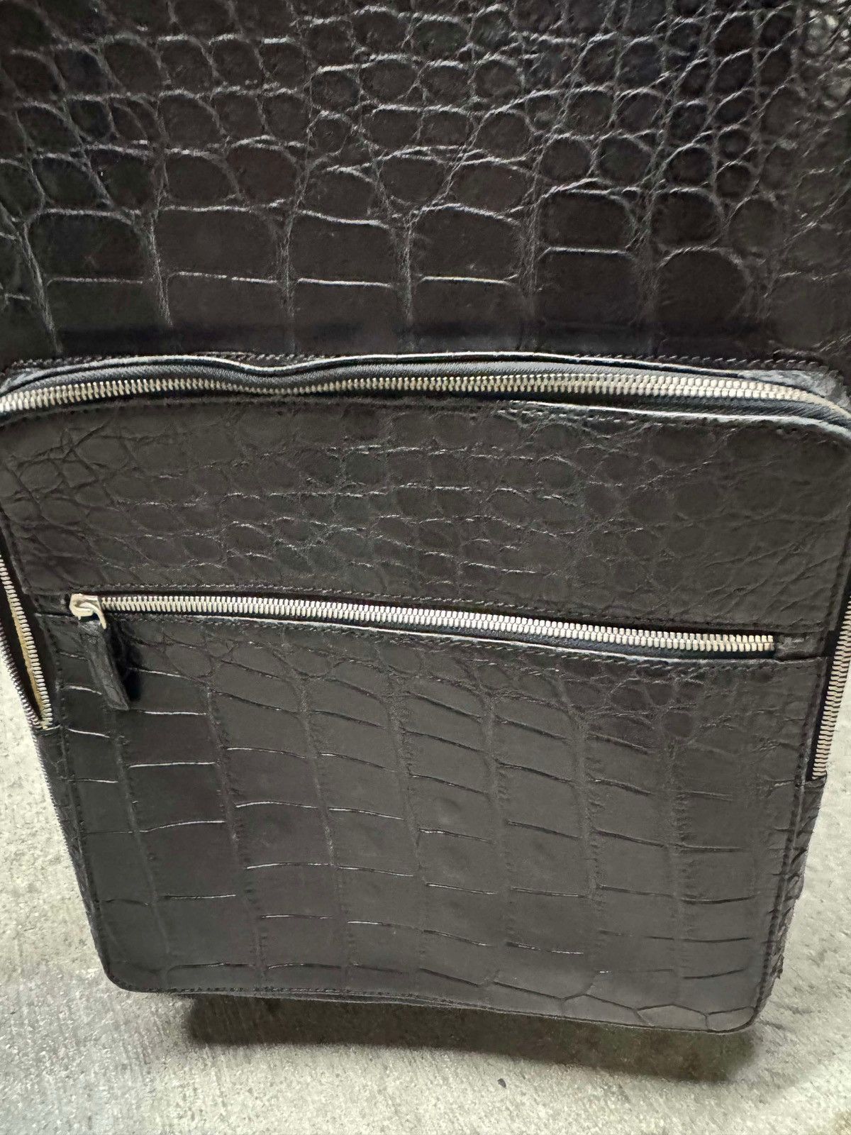 Vintage REAL Aligator Strongest Specimen Carry-on luggage Size ONE SIZE - 2 Thumbnail