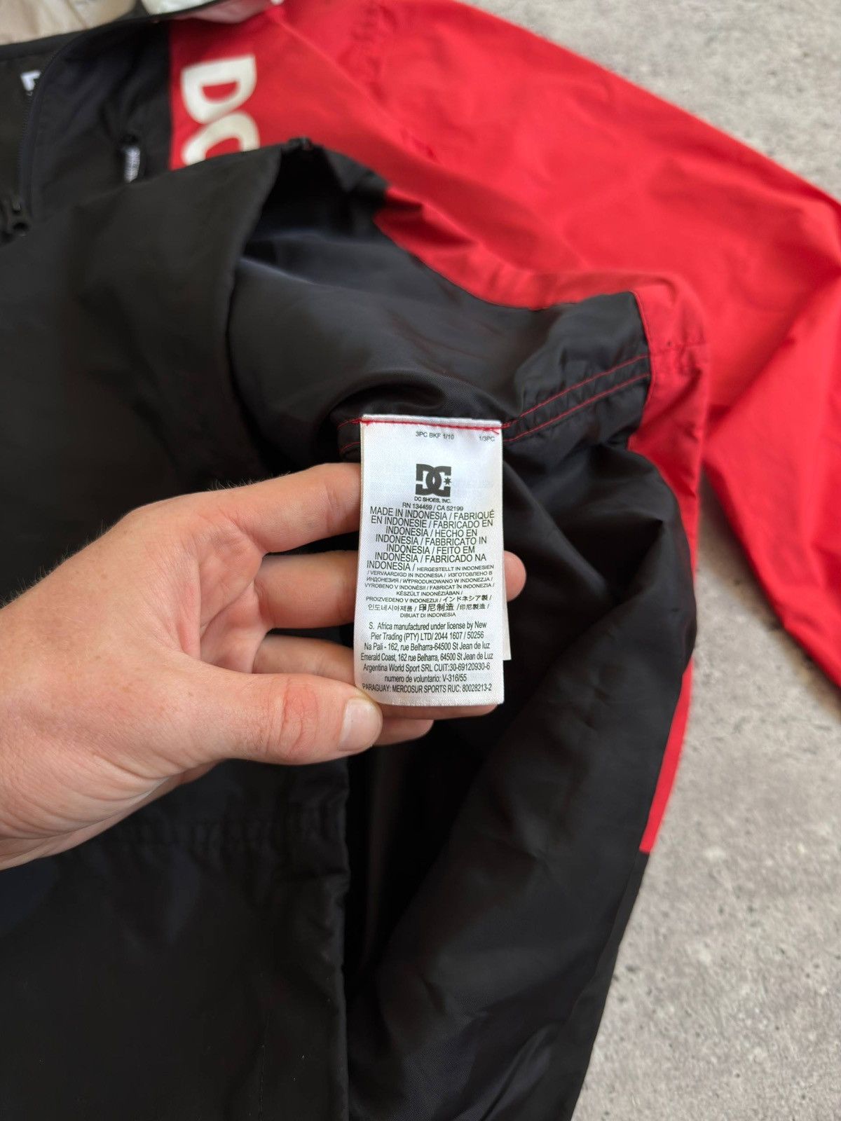 DC Dc Shoe Co USA Bog Logo Light Jacket Size US L / EU 52-54 / 3 - 6 Thumbnail