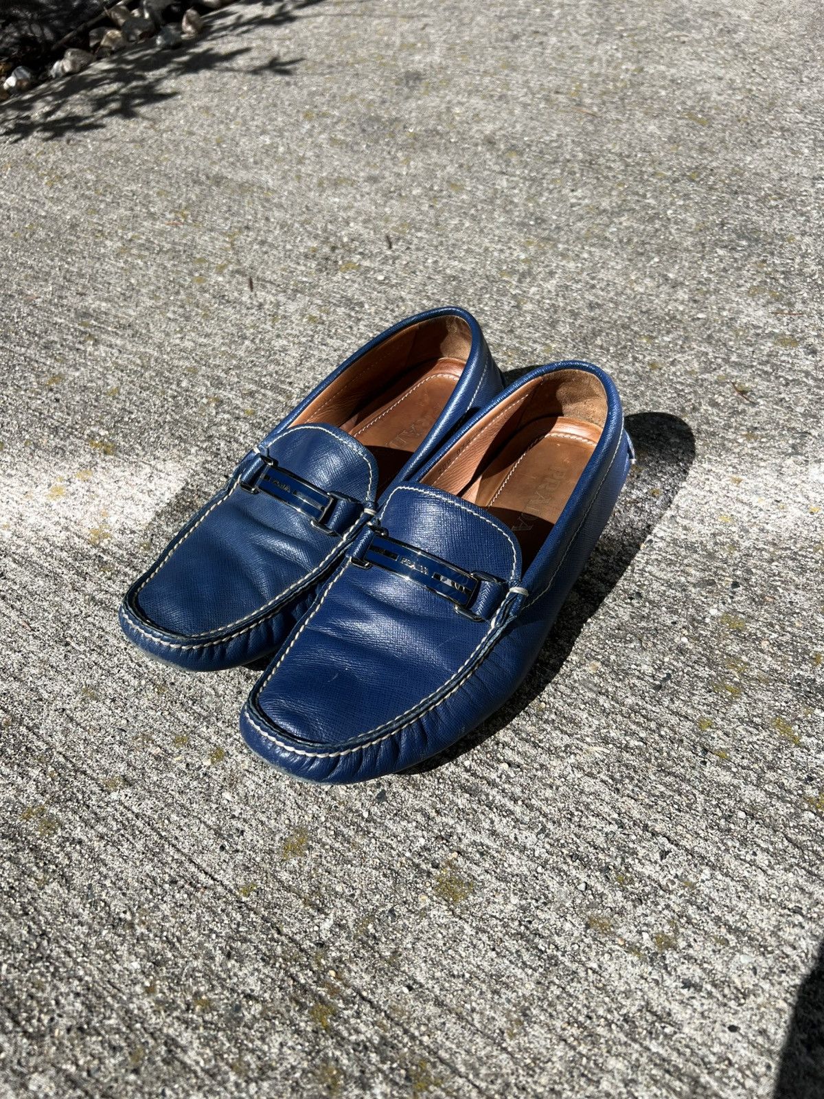 Prada × Vintage Prada Saffiano Leather Loafers Size US 8.5 / EU 41-42 - 2 Thumbnail