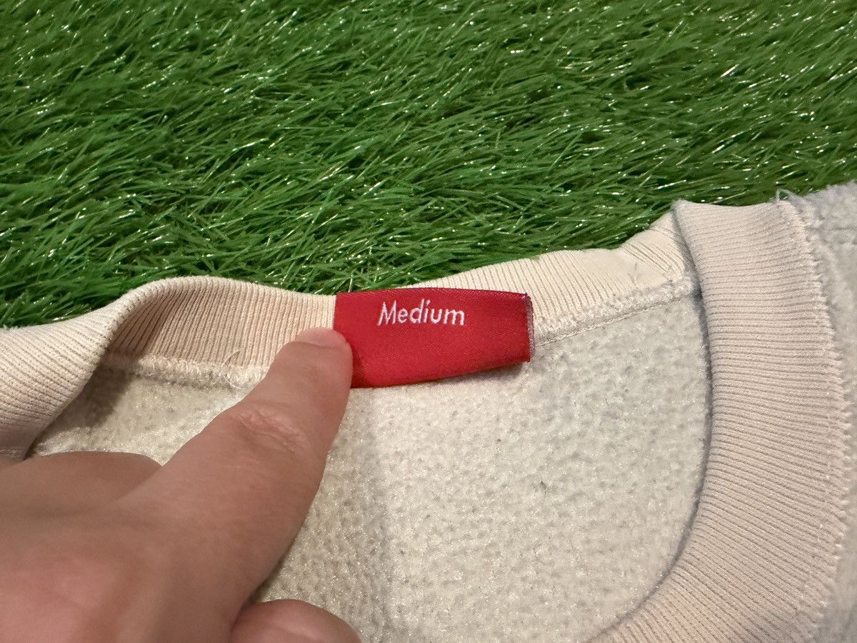 Supreme Supreme Mini Box Logo Patch Crewneck Fleece Natural Size US M / EU 48-50 / 2 - 4 Thumbnail