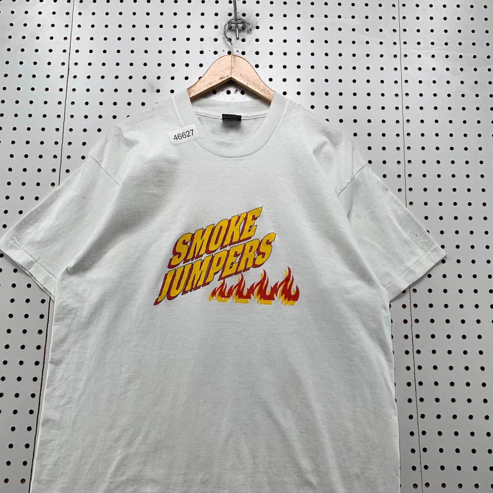 Fruit Of The Loom VINTAGE Fruit of the Loom SHirt Men XL White Mcdonalds Flames Fire 90s 1990s USA Smoke Jumpers Graphic Print Crew Neck Short Sleeve T-Shirt Size US XL / EU 56 / 4 - 4 Thumbnail