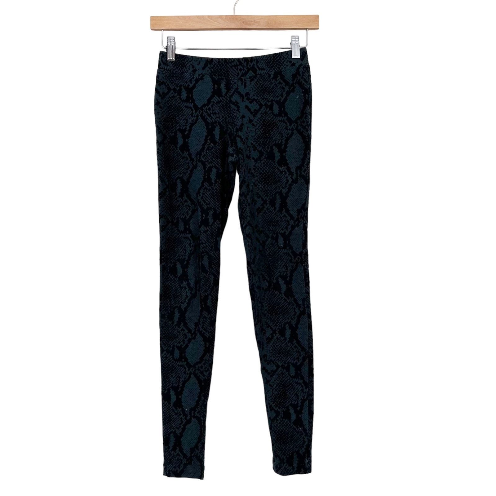 Express Express Green Black Snakeskin Print Leggings Sz XS Size 26" / US 2 / IT 38 - 2 Thumbnail