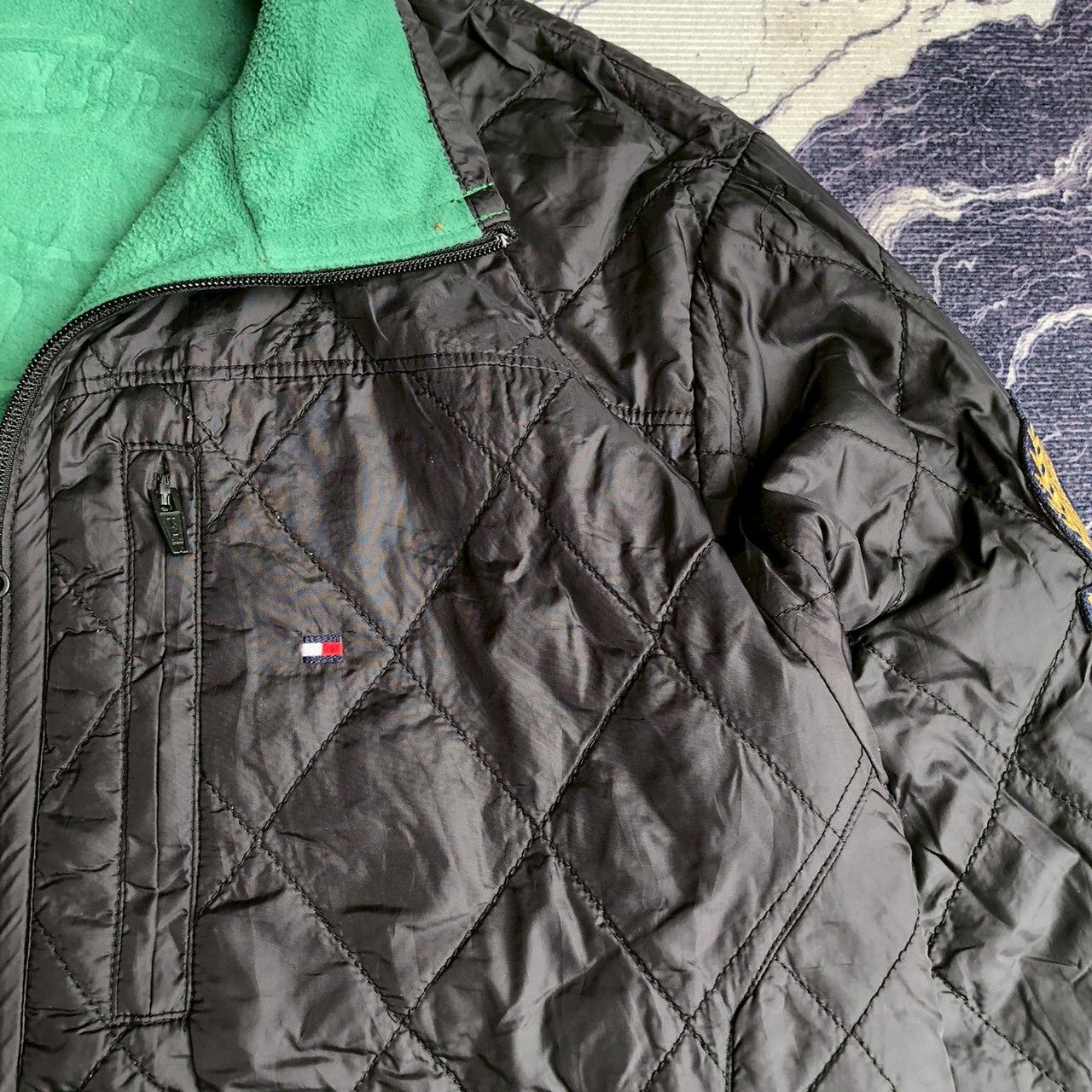 Tommy Hilfiger Vintage Tommy Hilfiger Golf Reversible Quilted Jacket Size US M / EU 48-50 / 2 - 2 Thumbnail