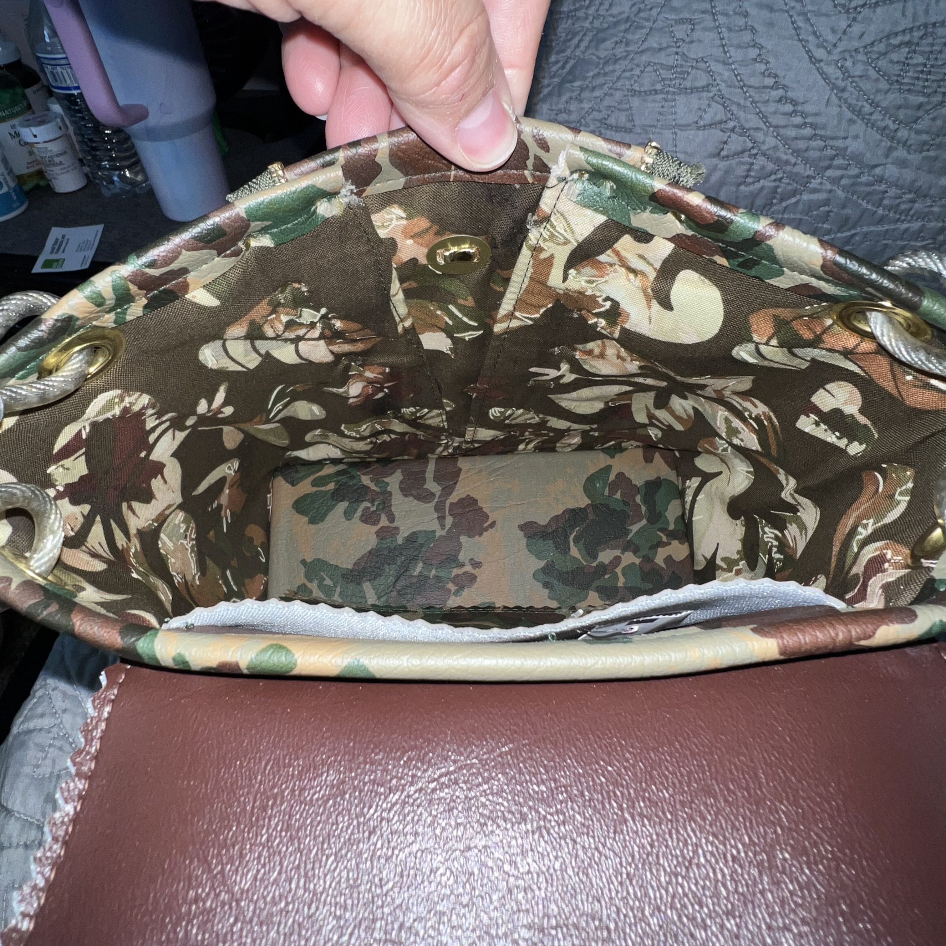 Other RARE Custom TOM BOY TOTES Bag - Floral Camo, Rivets, Charms Size ONE SIZE - 11 Thumbnail