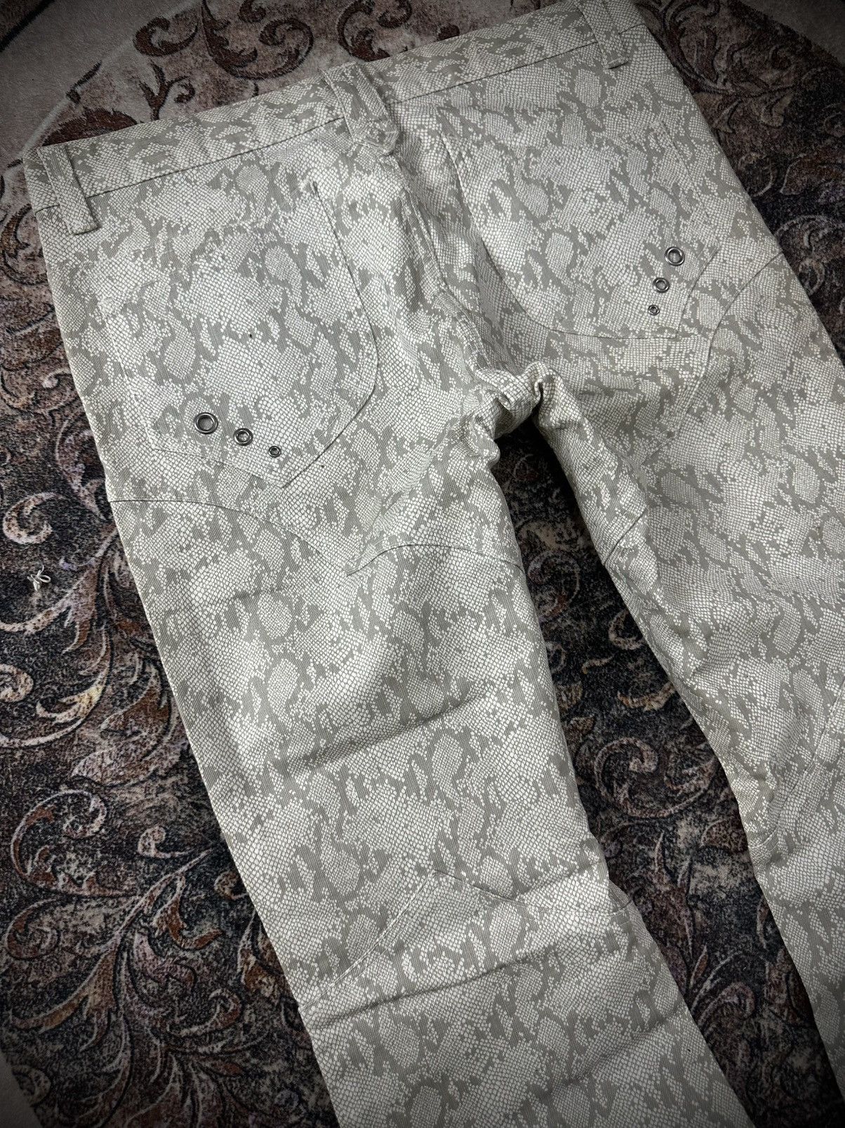 Tornado Mart Rare 20s Japanese Brand Semantic Design Python Pattern jeans Size US 34 / EU 50 - 6 Thumbnail