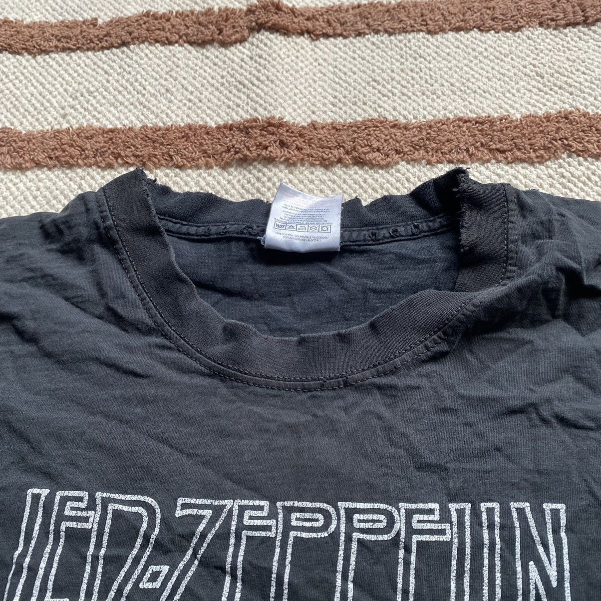 Band Tees VINTAGE LED ZEPPELIN 2000 USA FADED T SHIRT Size US XL / EU 56 / 4 - 4 Thumbnail