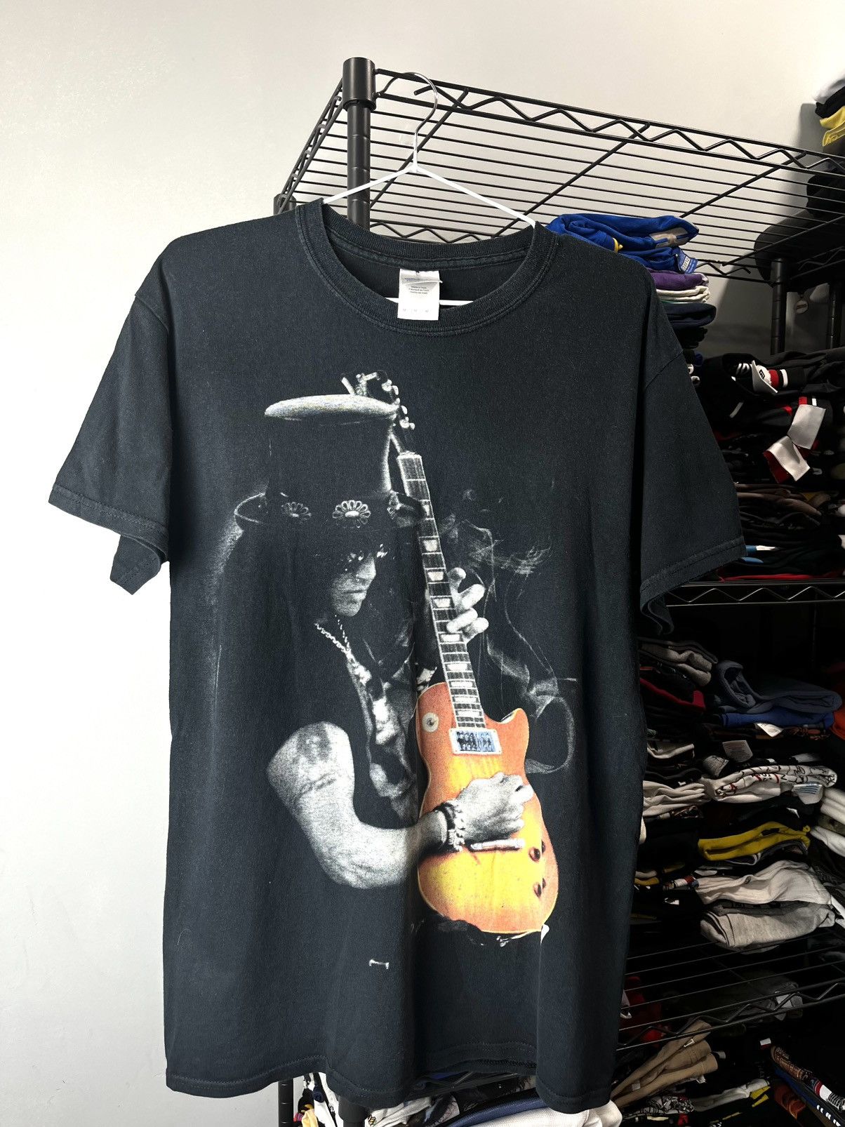 Band Tees Vintage Slash Guns N Roses Guitar Graphic T Shirt Size US M / EU 48-50 / 2 - 1 Thumbnail